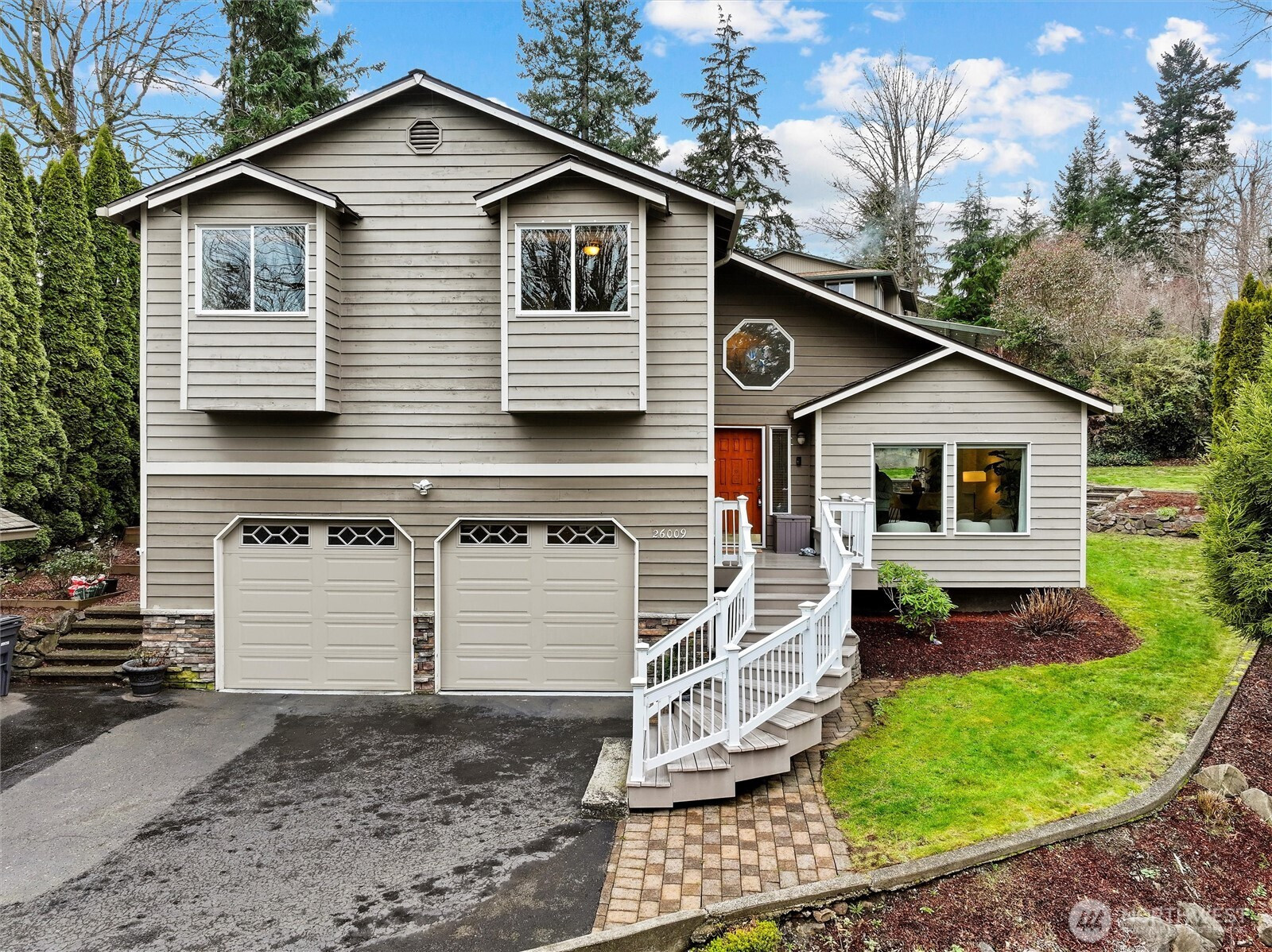 26009 222nd Place SE, Maple Valley, WA 98038