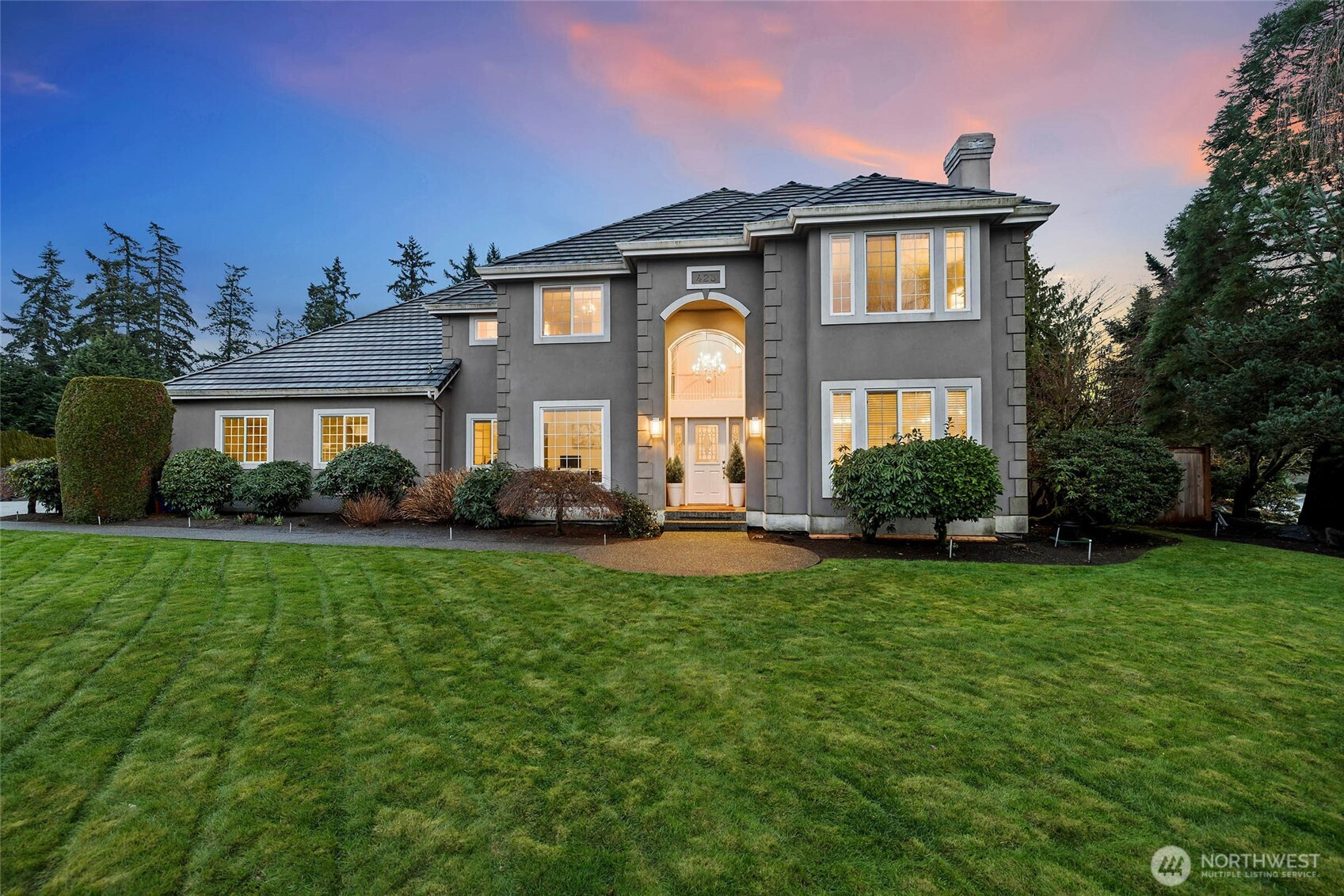 423 SW 348th Court, Federal Way, WA 98023