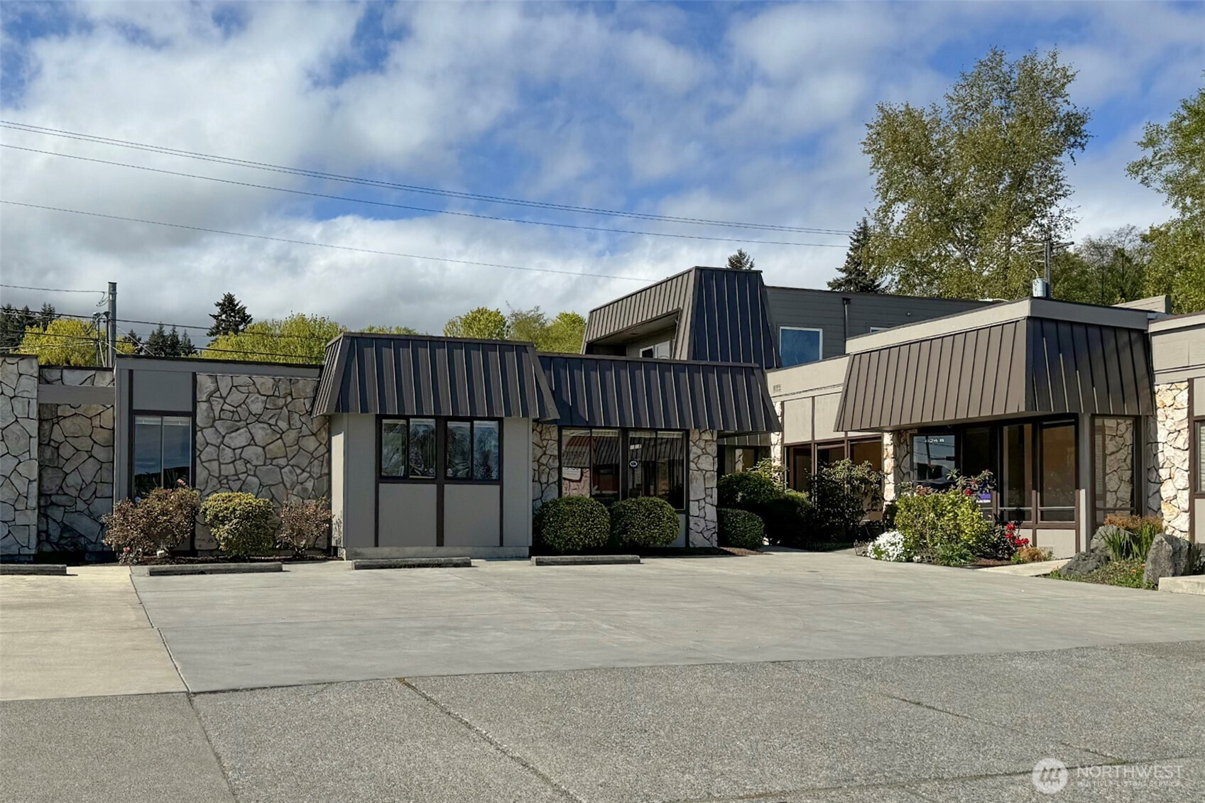 826 E 8th Street, Port Angeles, WA 98362