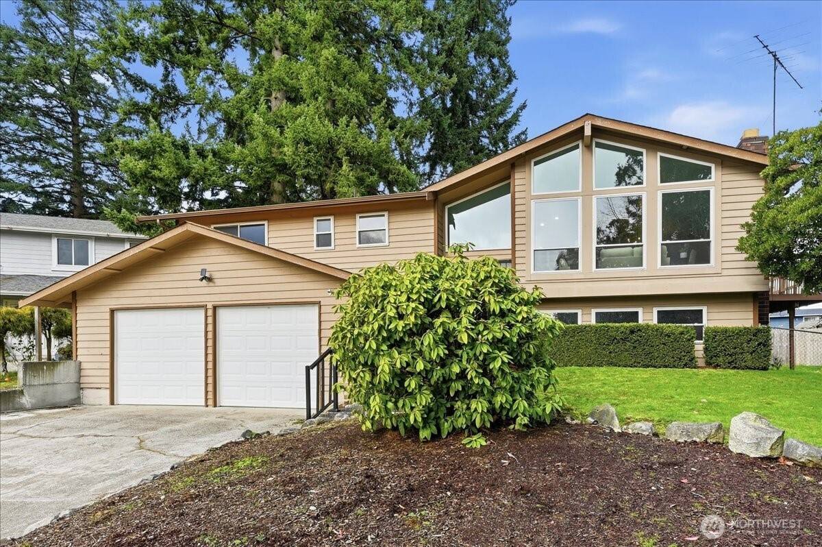 3432 S 257th Street, Kent, WA 98032