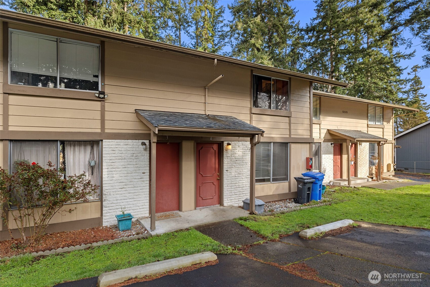 800 SW Harrier Circle, Oak Harbor, WA 98277