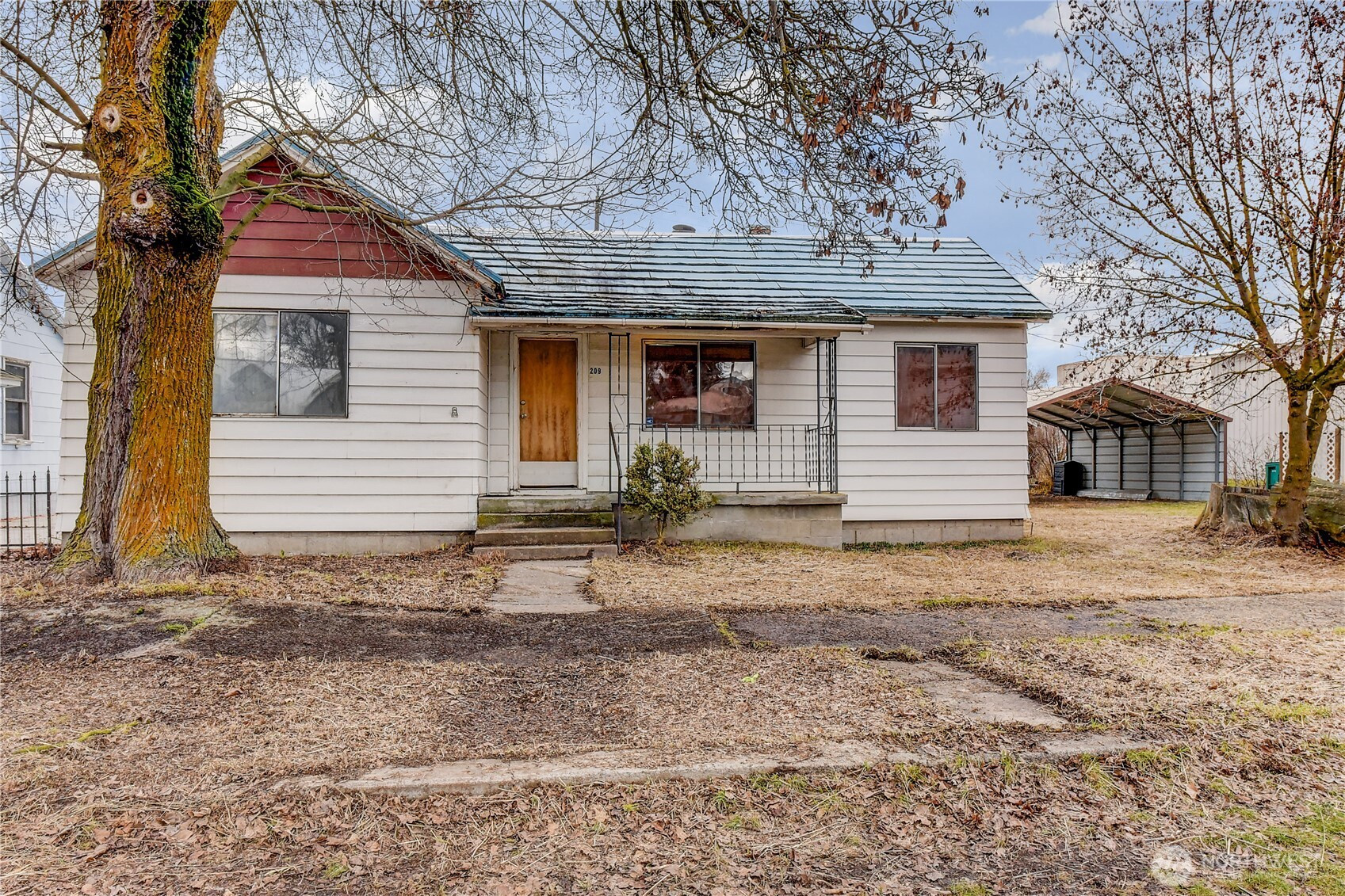 209 SE May Avenue, Wilbur, WA 99185