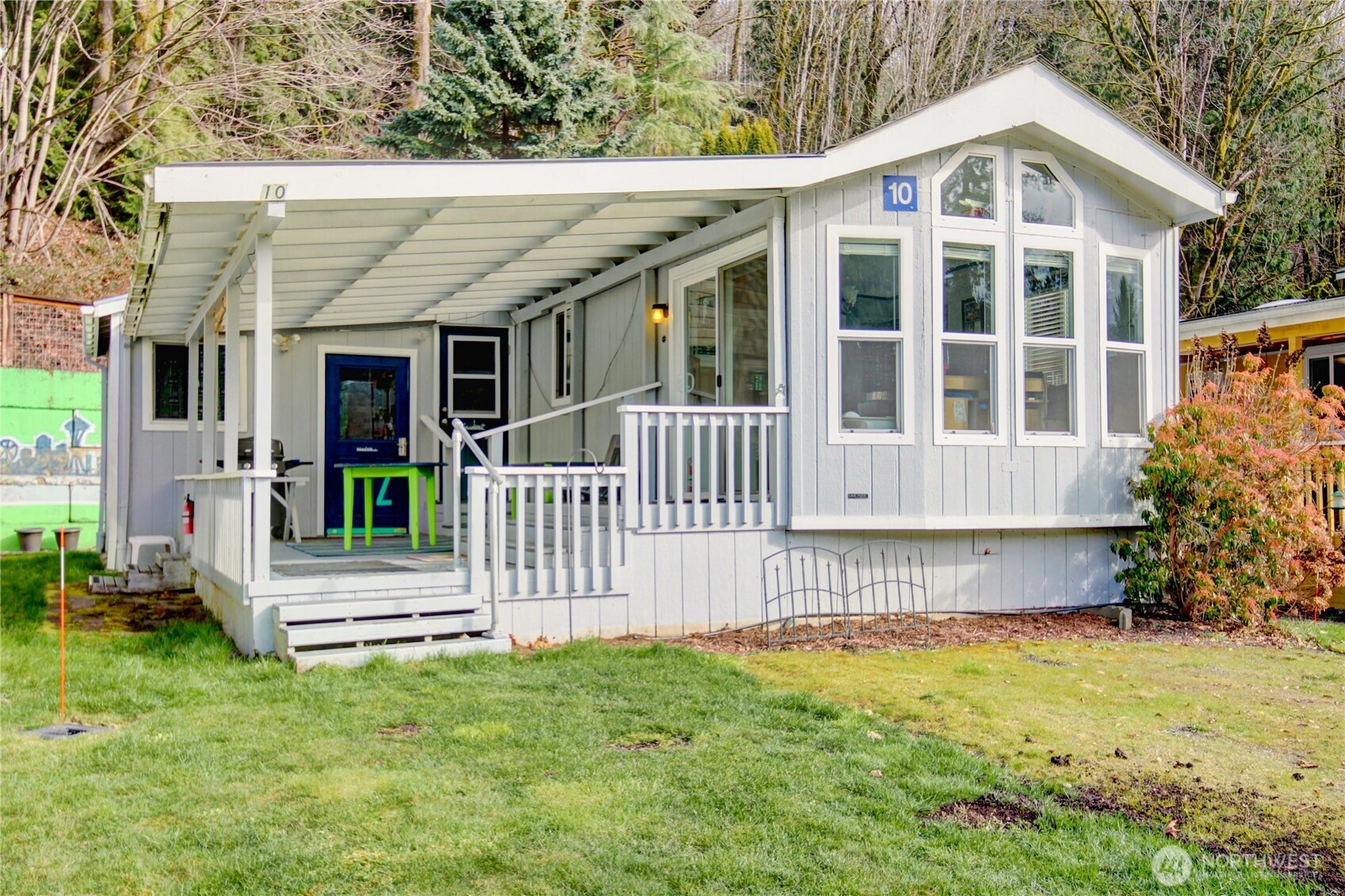 22989 Lake McMurray Lane, Mount Vernon, WA 98274