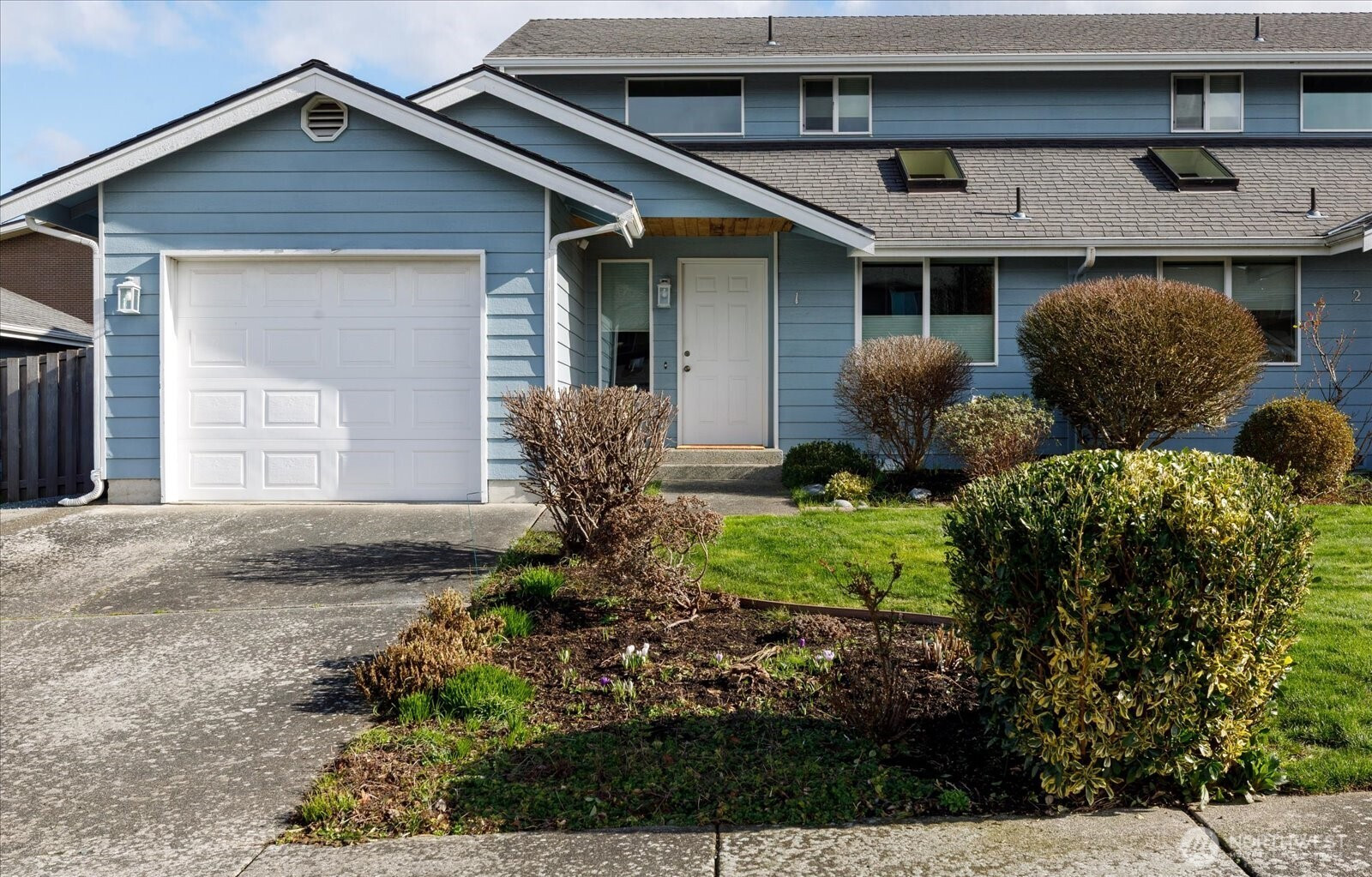 150 NE Nunan Loop, Oak Harbor, WA 98277