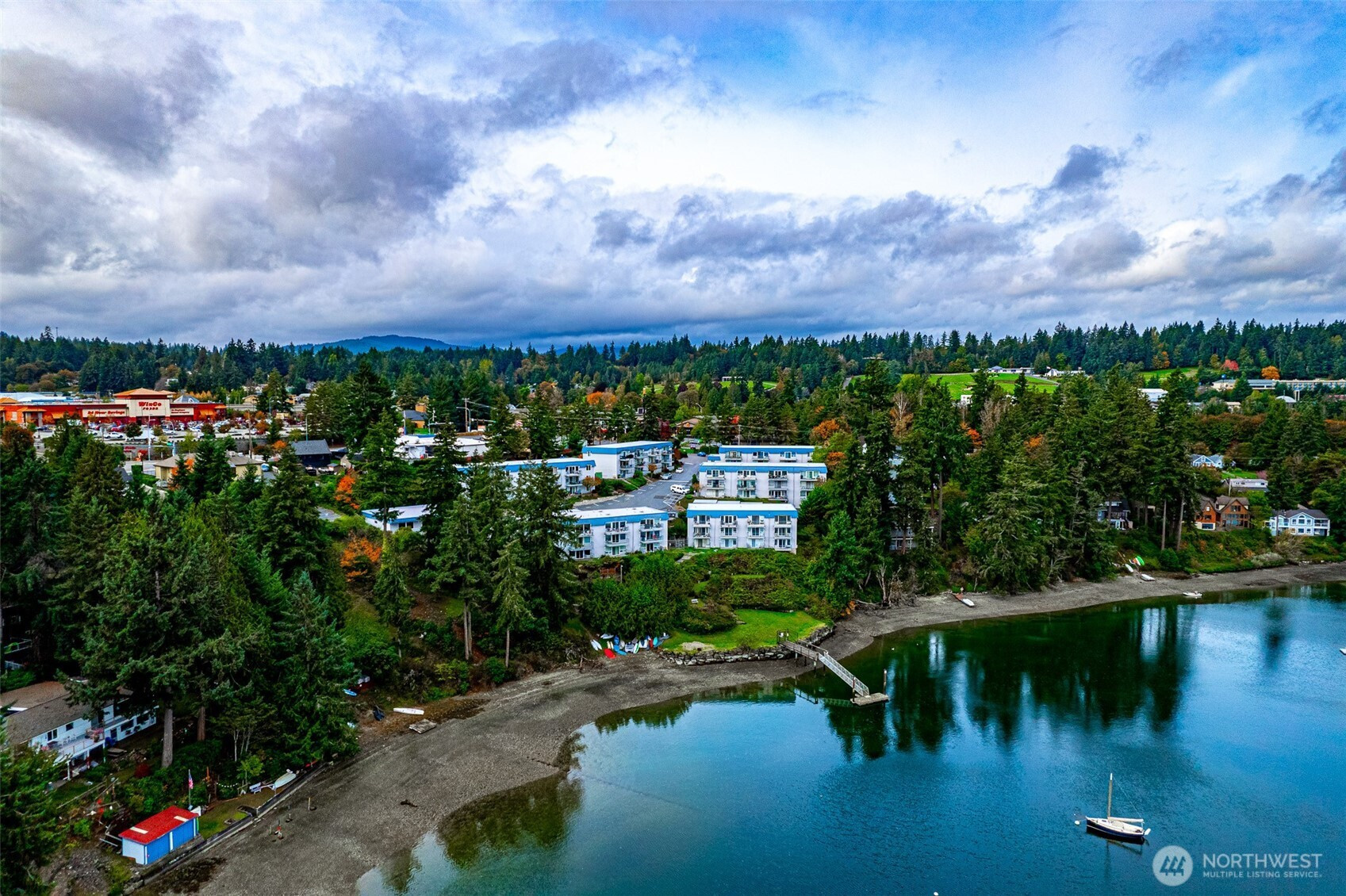 924 Shorewood Drive, Bremerton, WA 98312