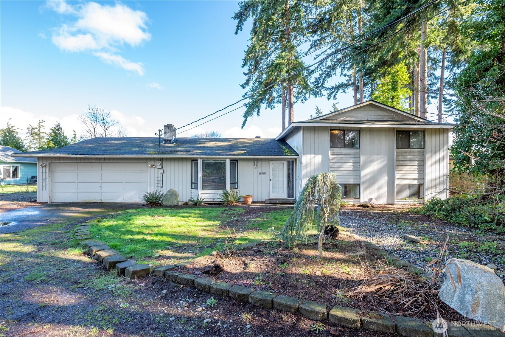 716 Heller Road, Oak Harbor, WA 98277
