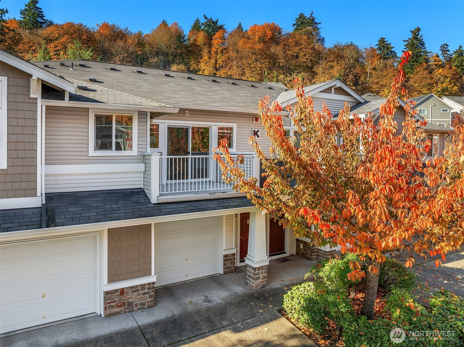 21035 40th Place S, SeaTac, WA 98198