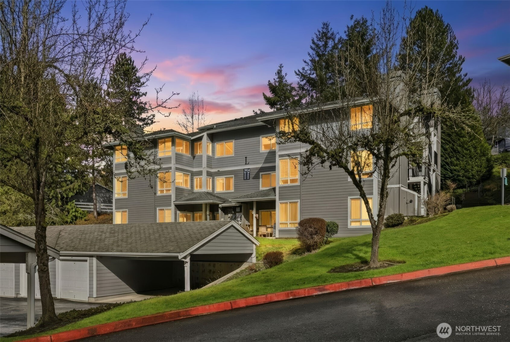 3914 243rd Place SE, Bothell, WA 98021