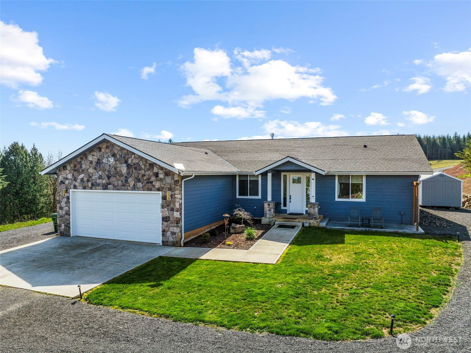 311 Olequa Heights Road, Castle Rock, WA 98611