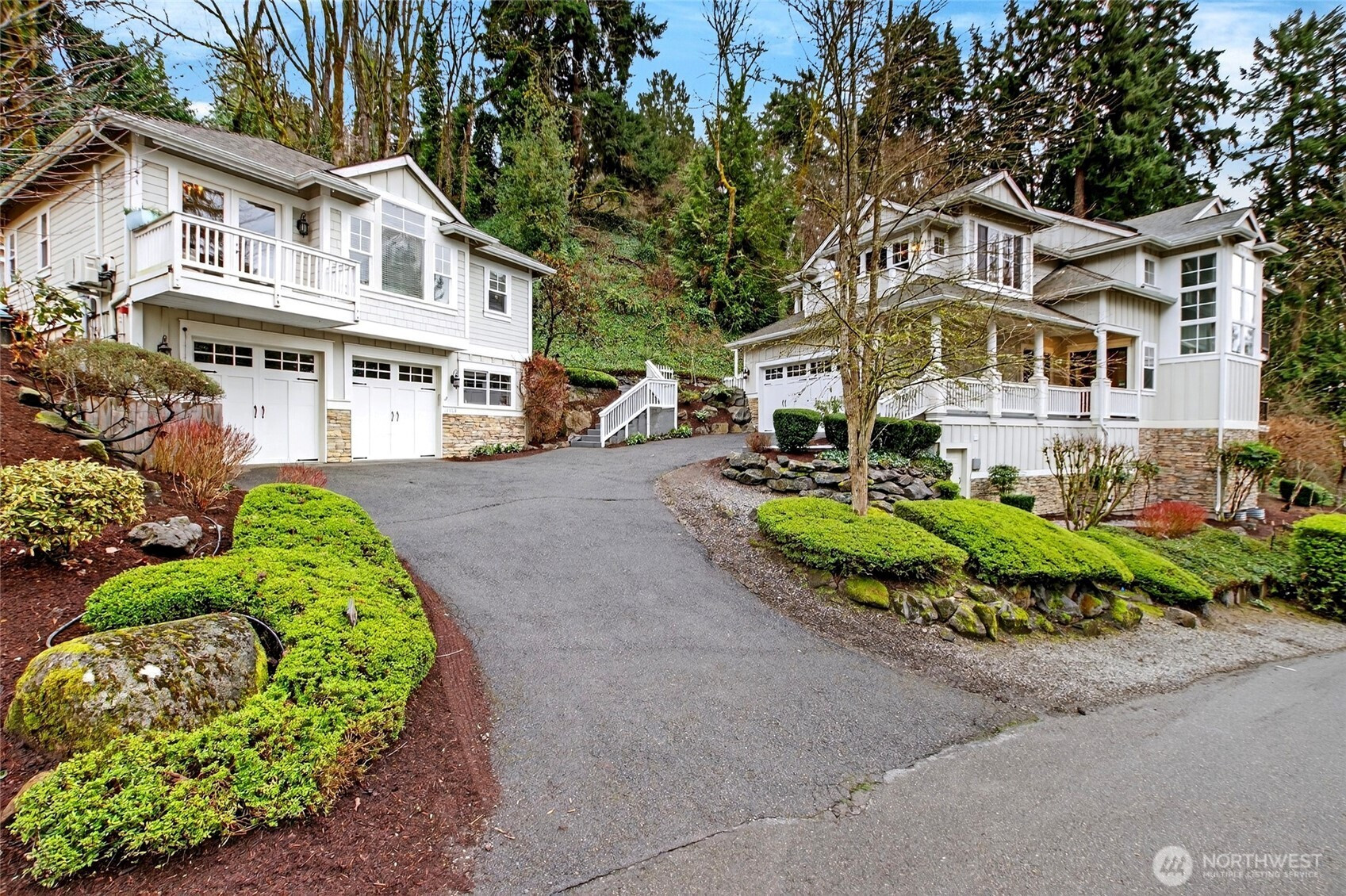 12406 68th Avenue NE, Kirkland, WA 98034