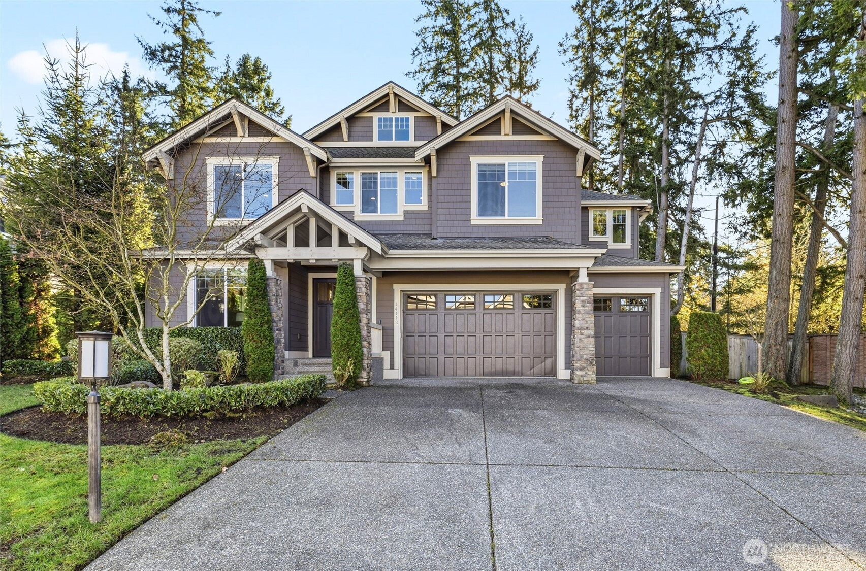 14003 NE 6th Place, Bellevue, WA 98007