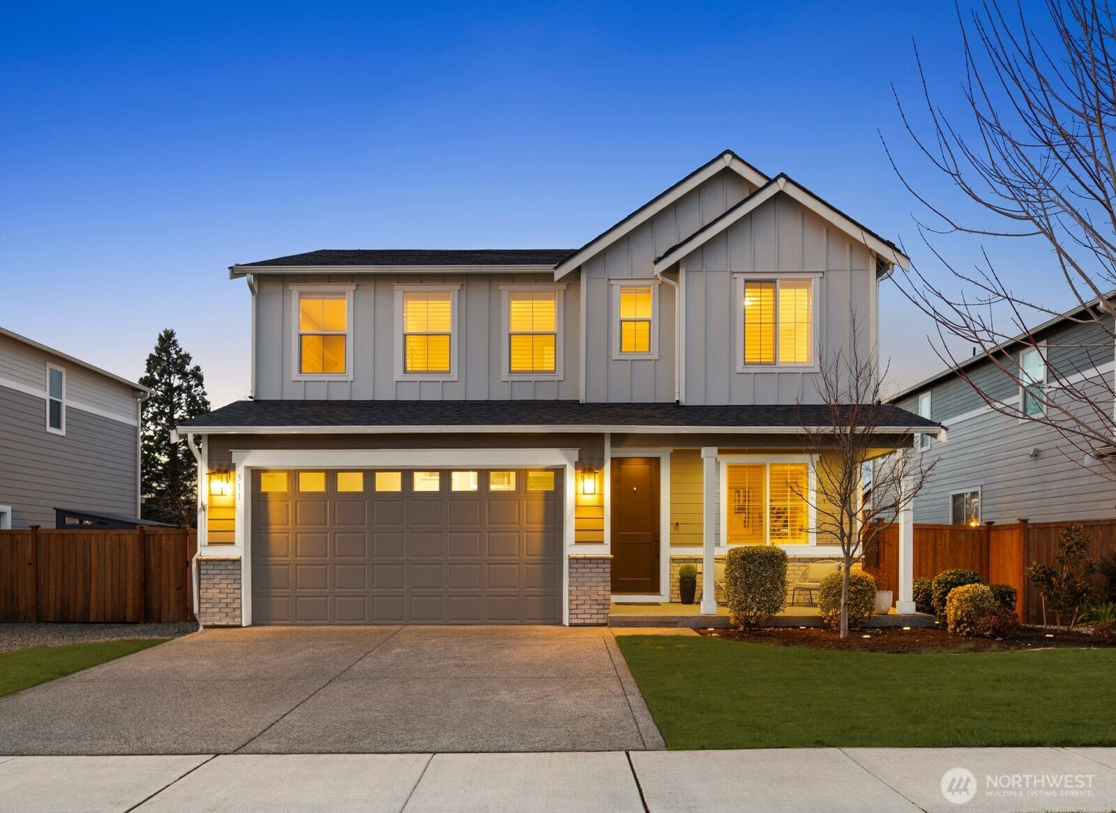 311 Hogan Drive, Enumclaw, WA 98022