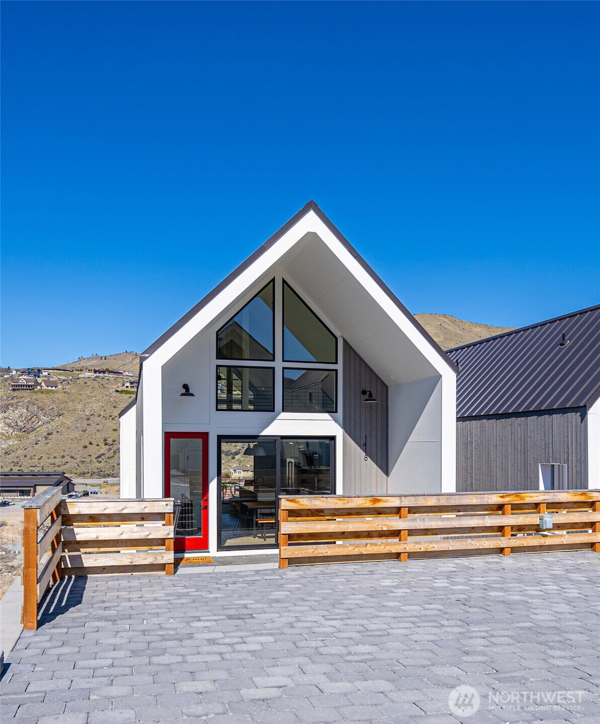 1418 Cottage Lane, Chelan, WA 98816