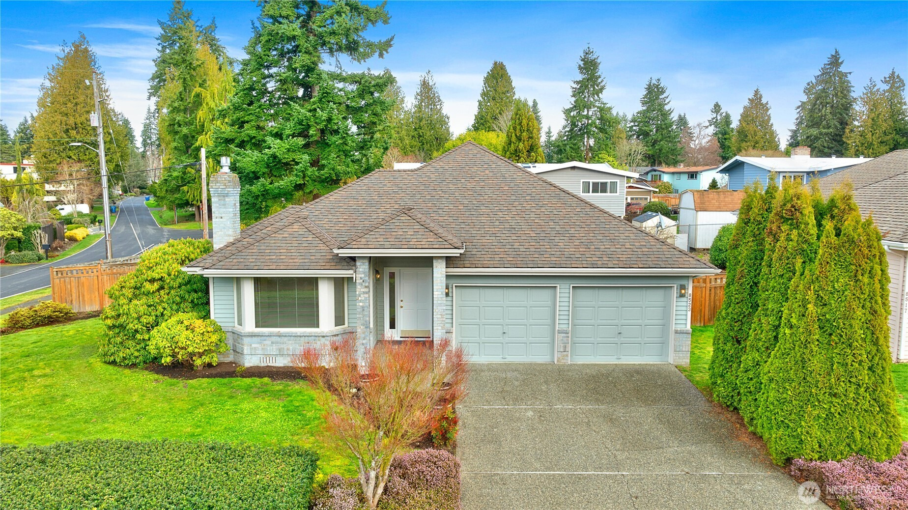 8523 199th Place SW, Edmonds, WA 98026