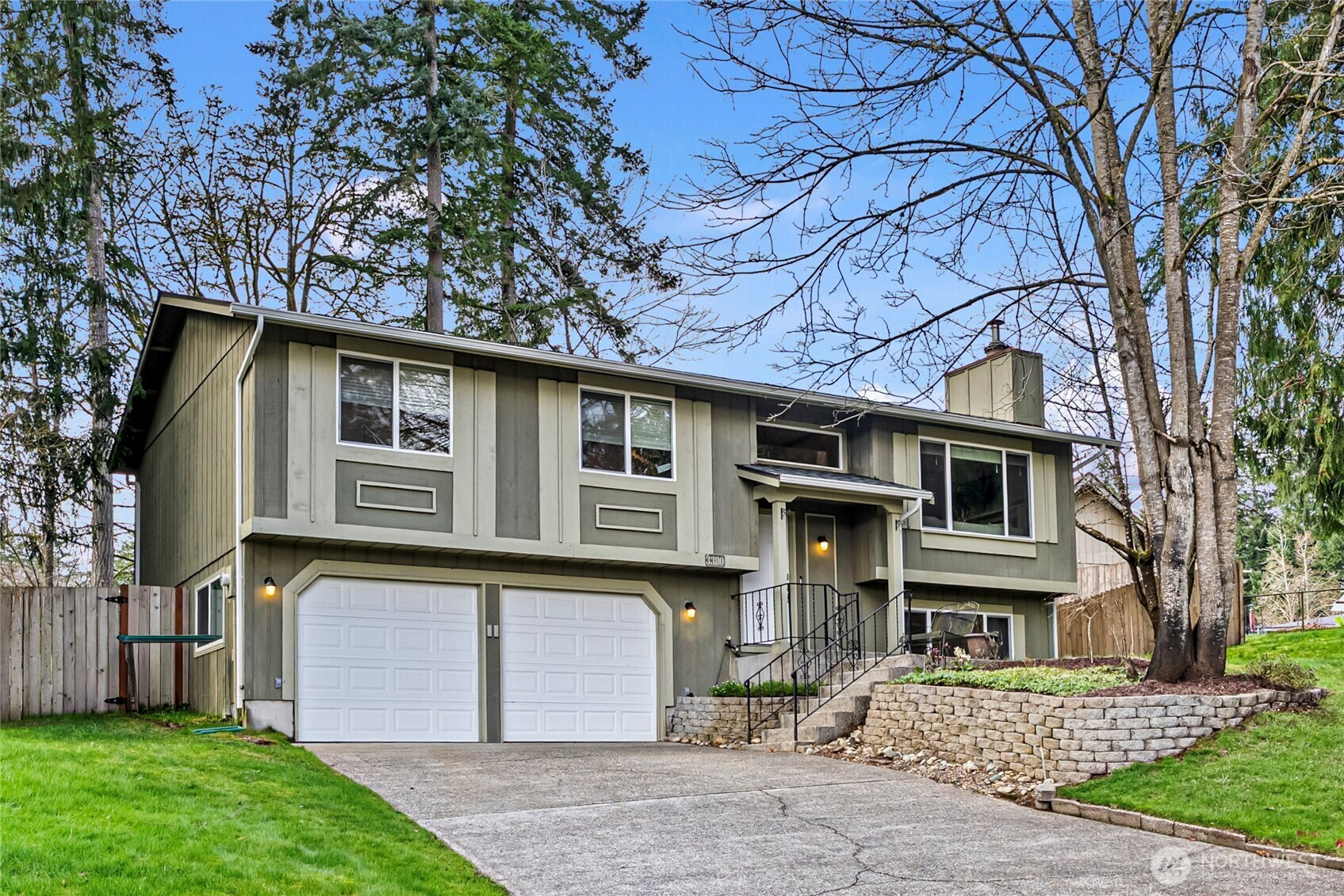 3380 SE Carmae Drive, Port Orchard, WA 98366