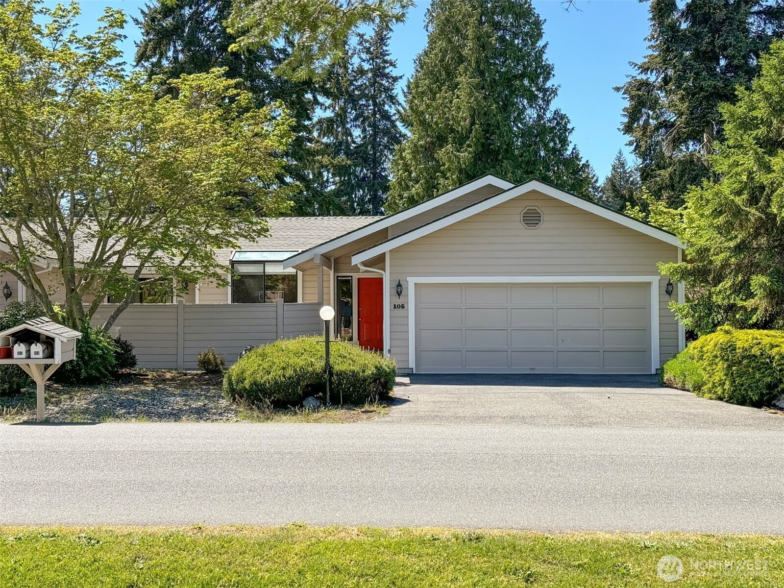 105 Fairway Drive, Sequim, WA 98382