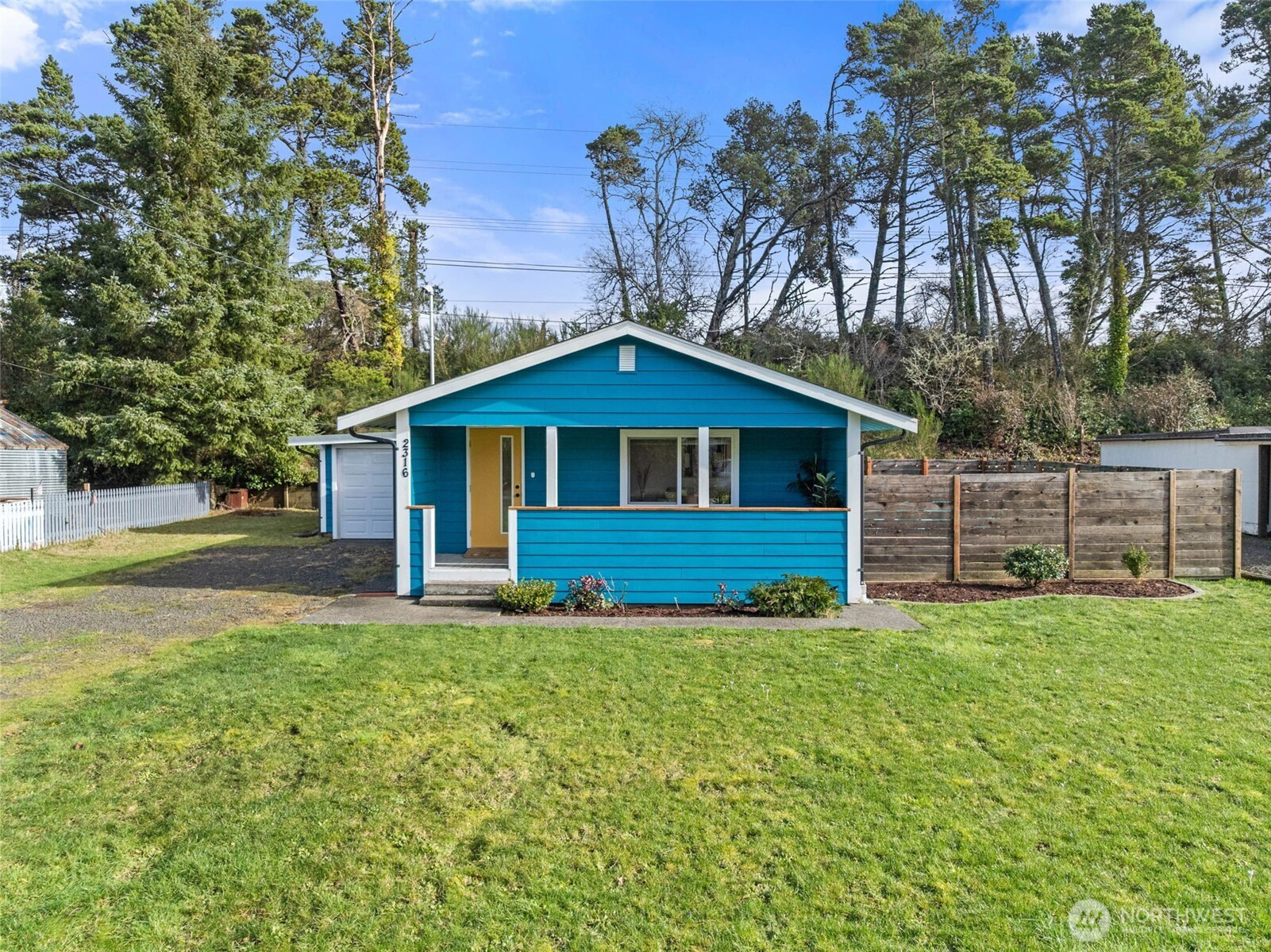 2316 S Pleasant Drive, Westport, WA 98595