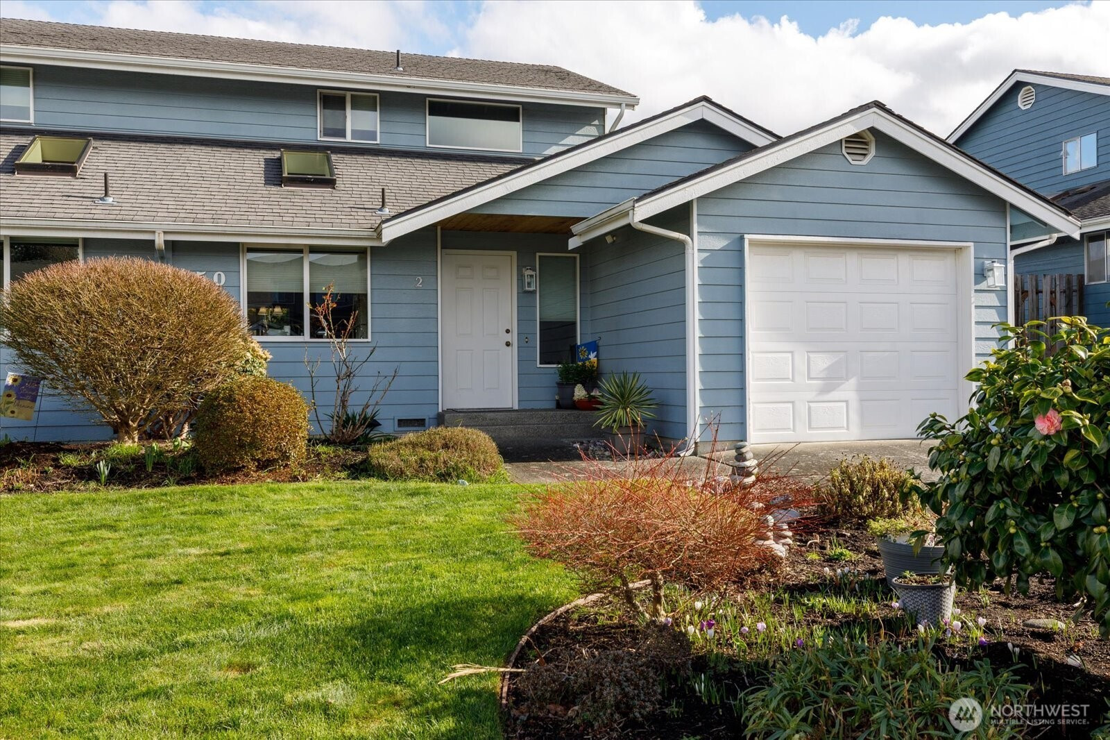 150 NE Nunan Loop, Oak Harbor, WA 98277