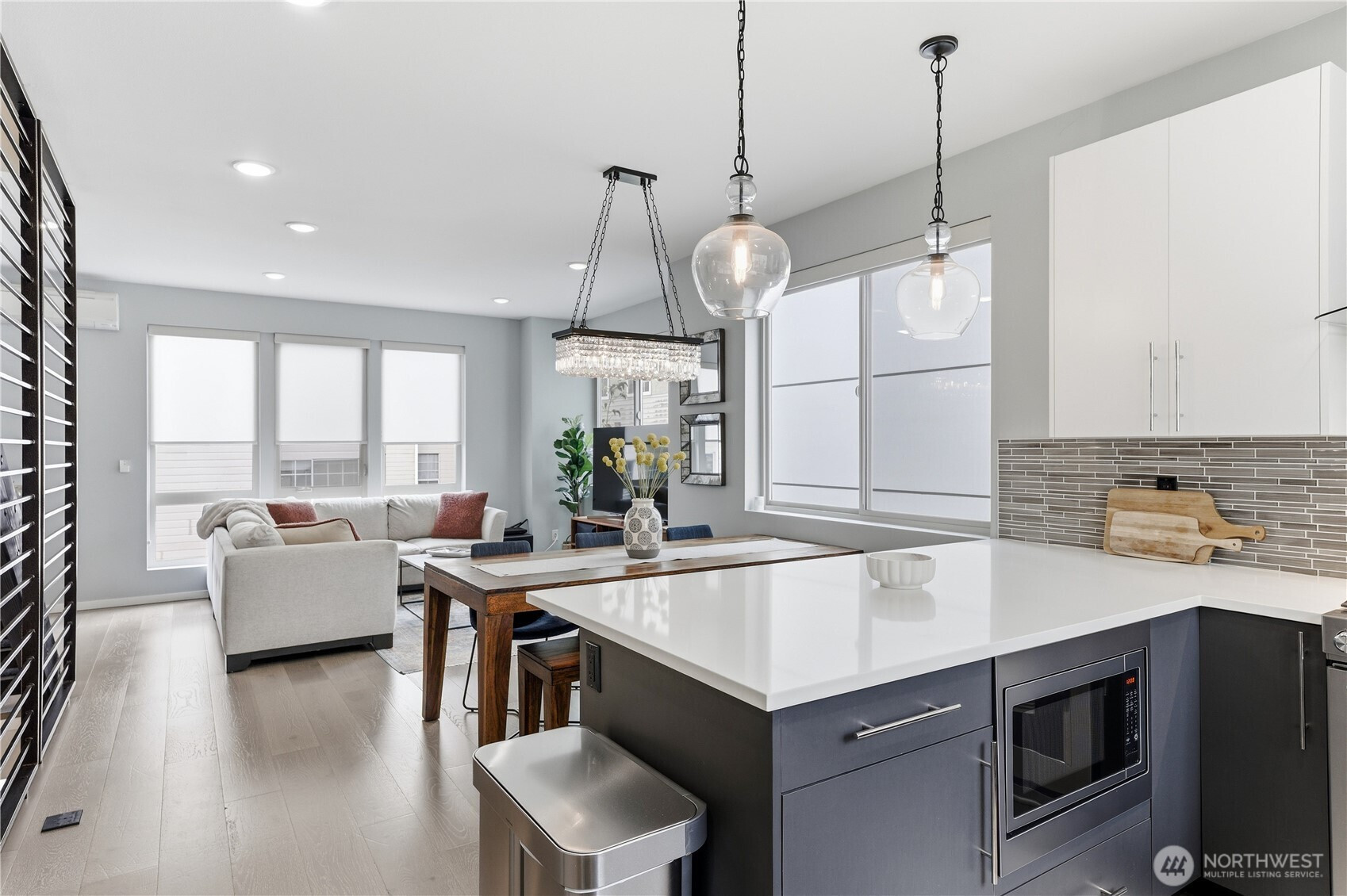 744 N 95th Street, Seattle, WA 98103