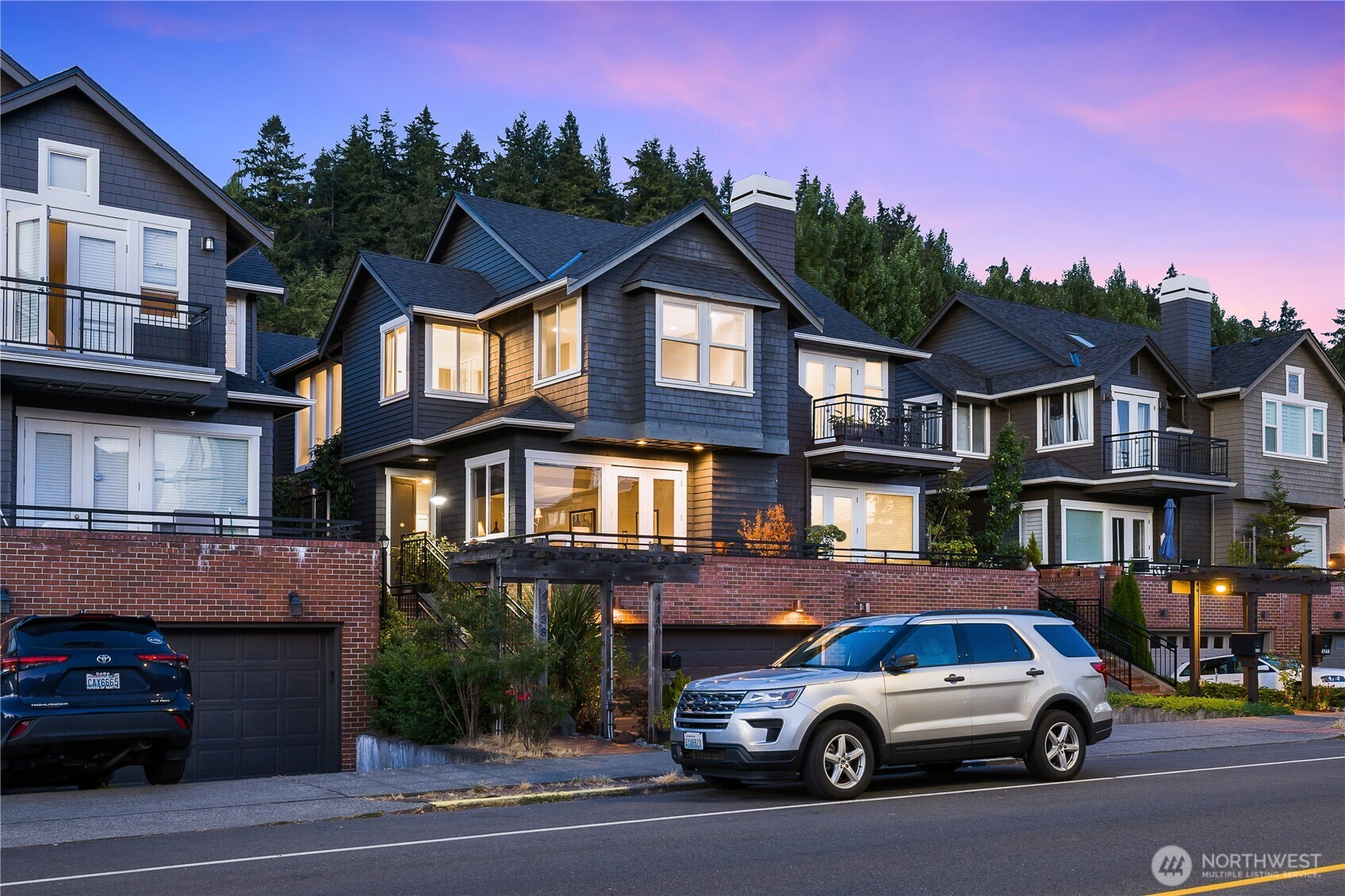 4140 Beach Drive SW, Seattle, WA 98116