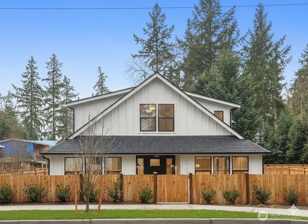 11116 116th Avenue NE, Kirkland, WA 98033