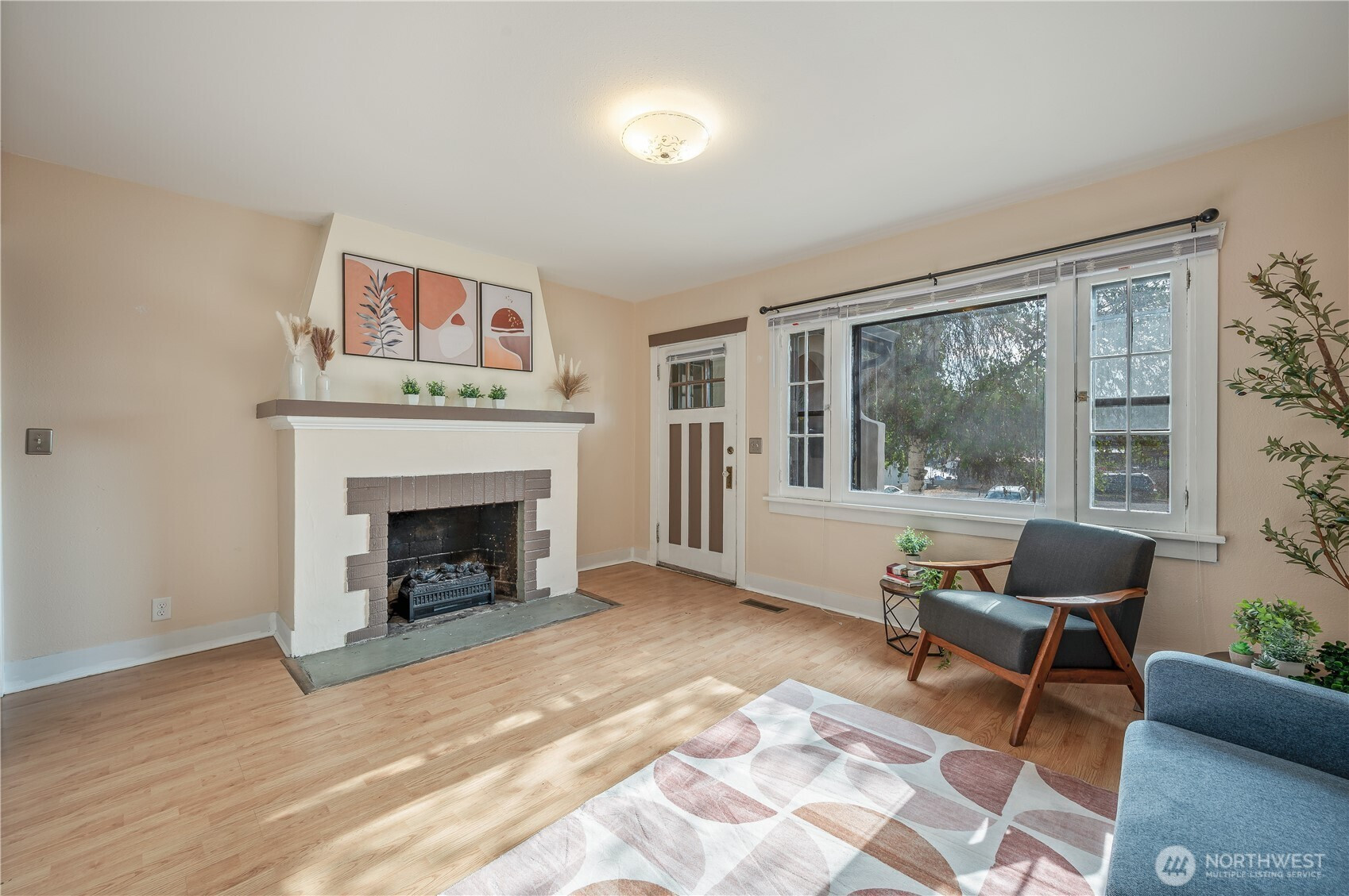 102 N Buchanan Avenue, Wenatchee, WA 98801