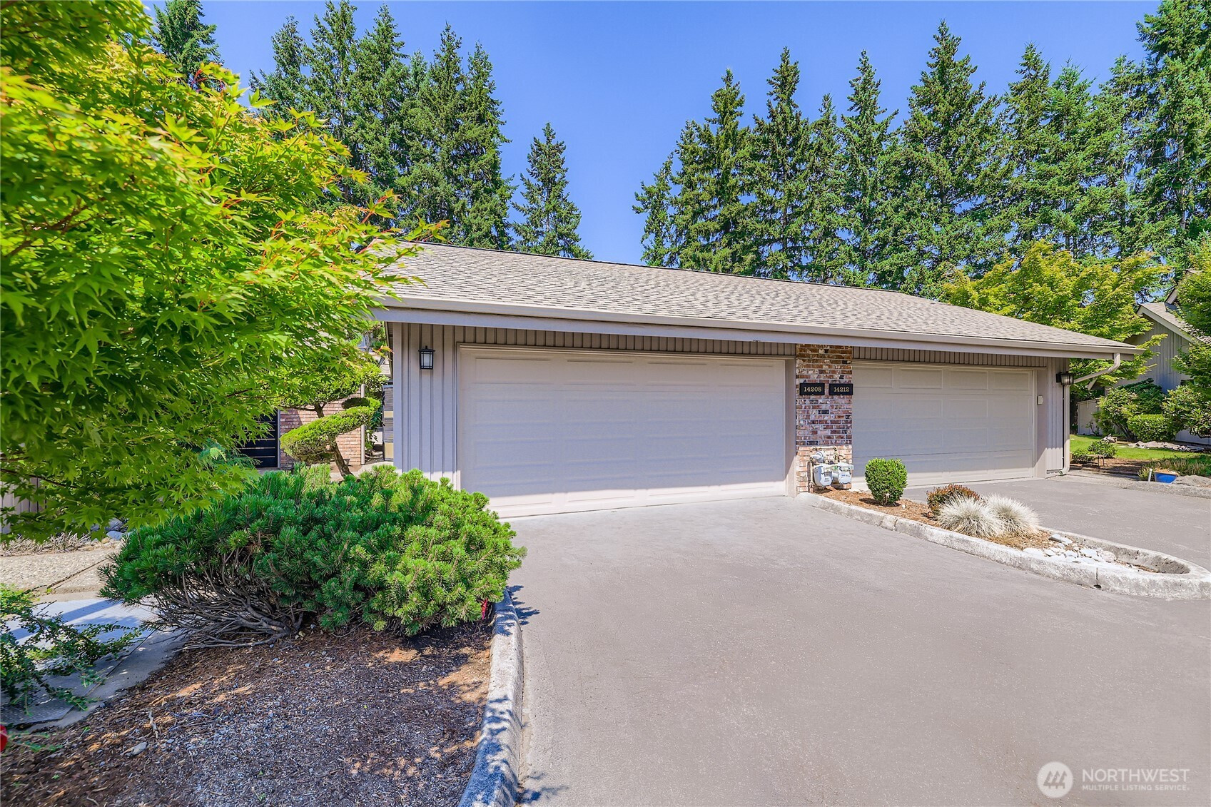 14208 NE 2nd Place, Bellevue, WA 98007