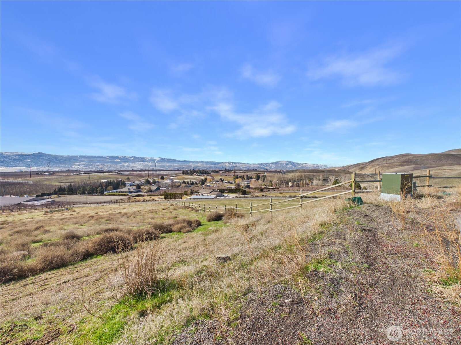236 S Partridge Lane, East Wenatchee, WA 98802