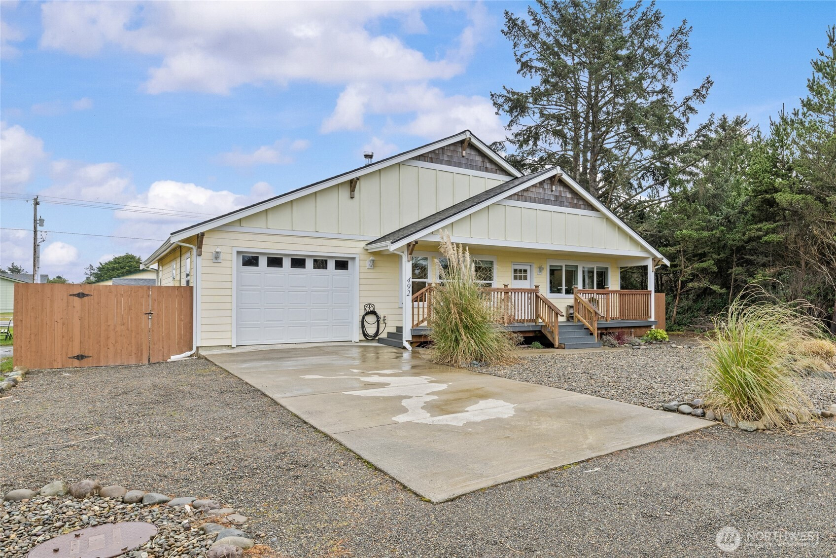 492 Ensign Avenue NW, Ocean Shores, WA 98569