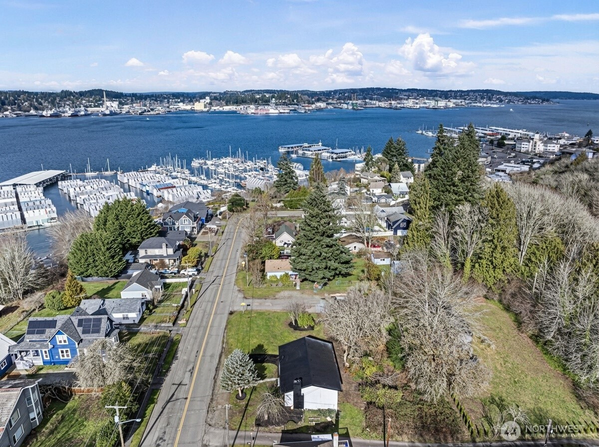 705 Hull Avenue, Port Orchard, WA 98366