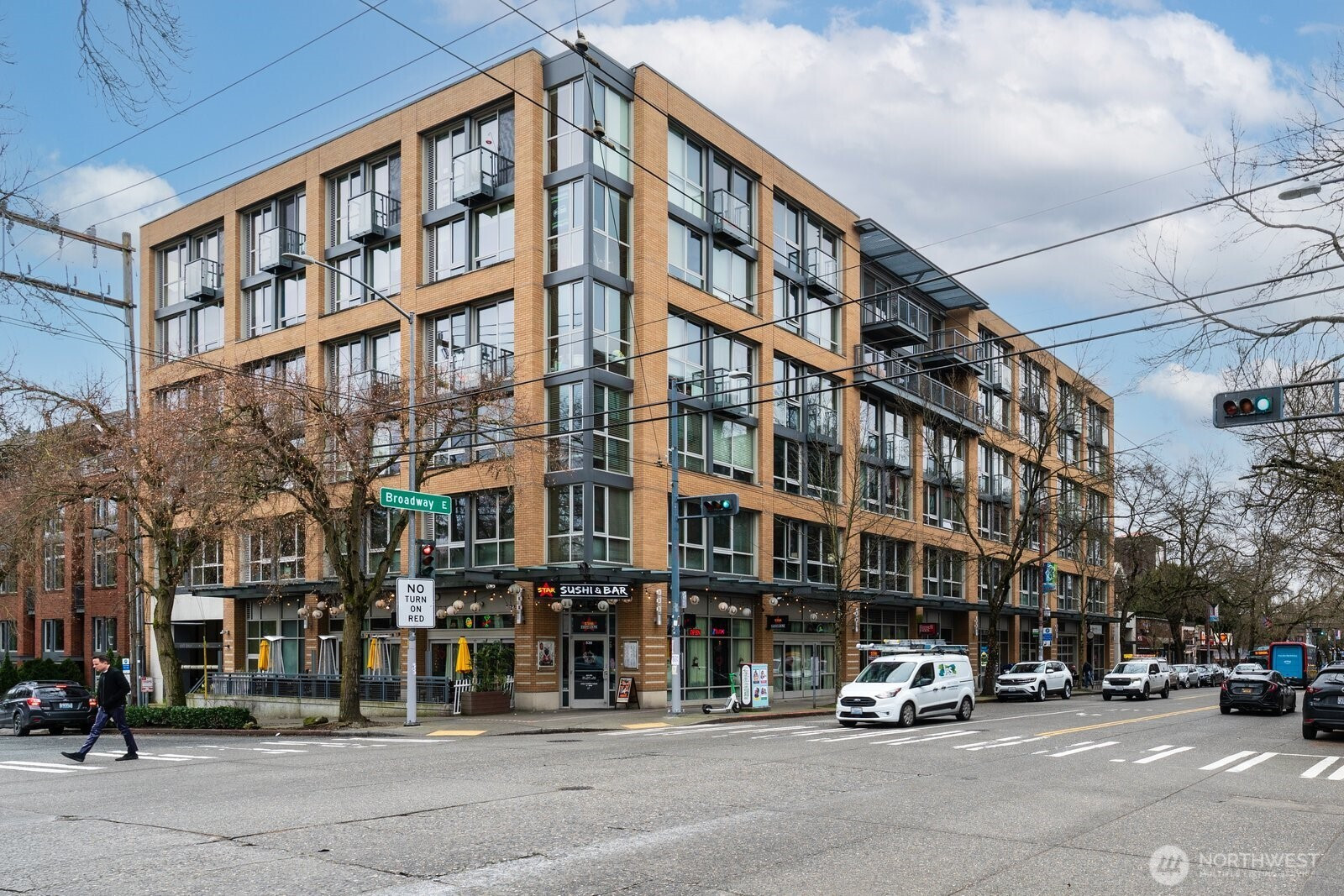 530 Broadway E, Seattle, WA 98102