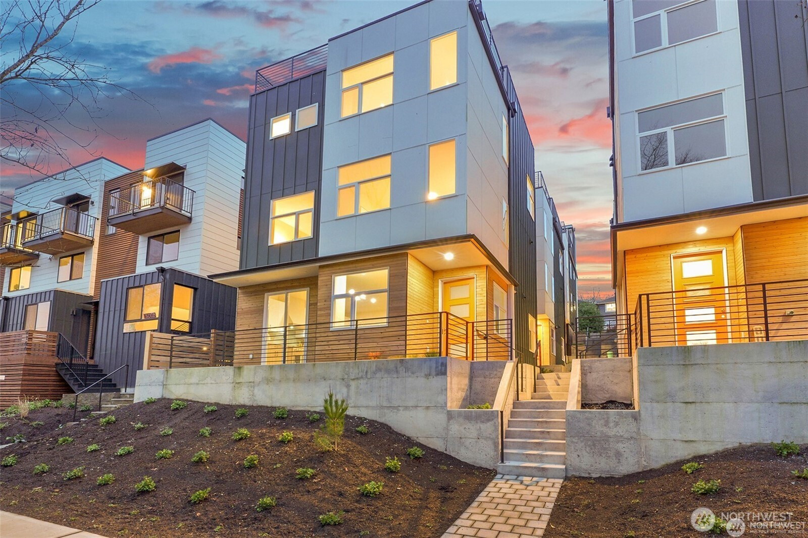 908 15th Avenue, Seattle, WA 98122