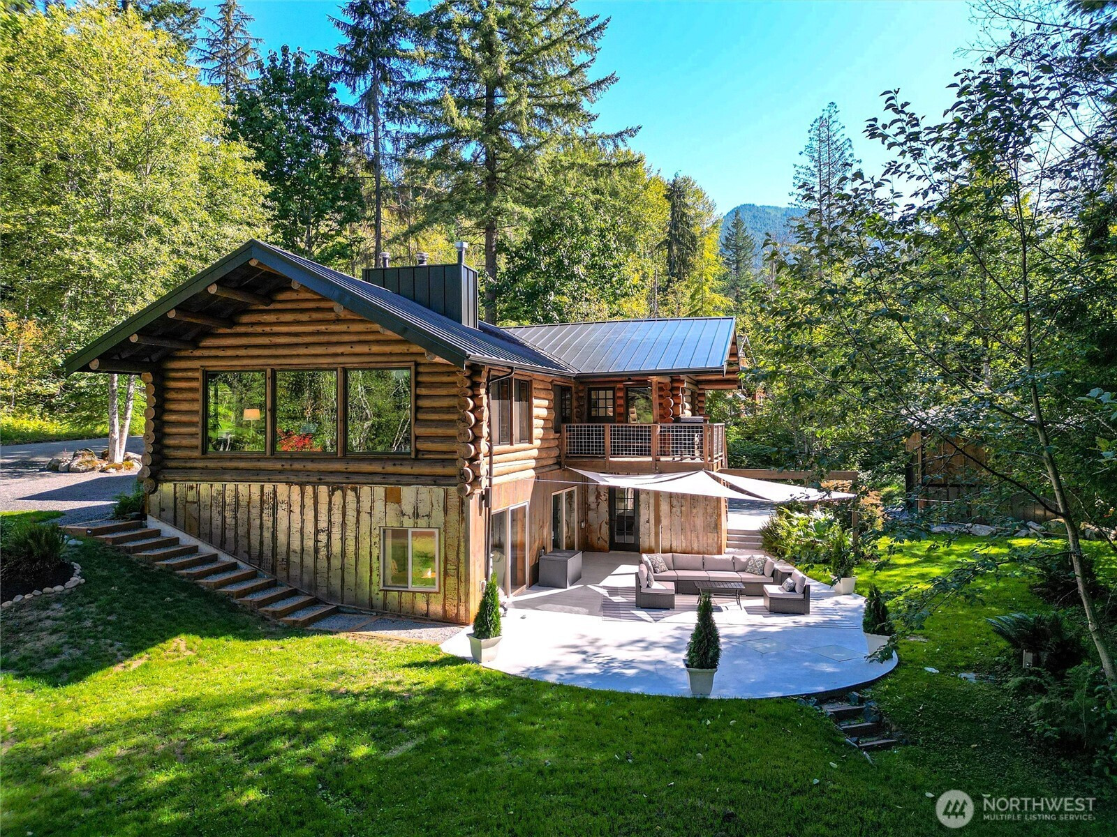 7577 Canyon View Drive, Glacier, WA 98244