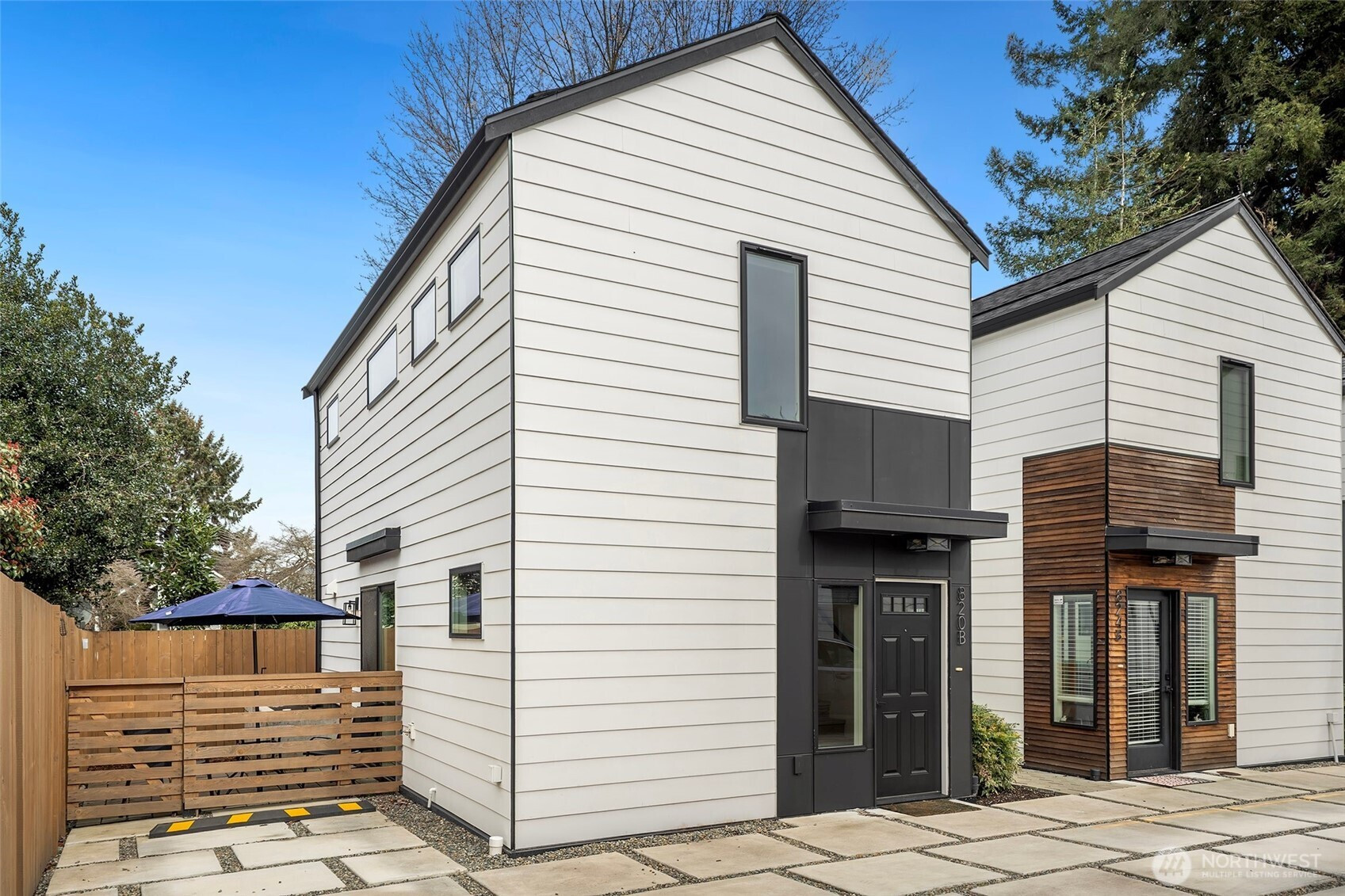 820 B S Rose Street, Seattle, WA 98108