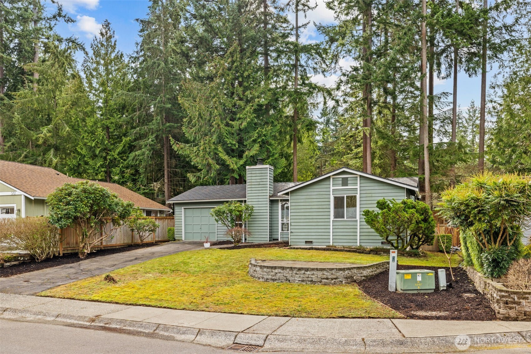 5716 145th Street SW, Edmonds, WA 98026