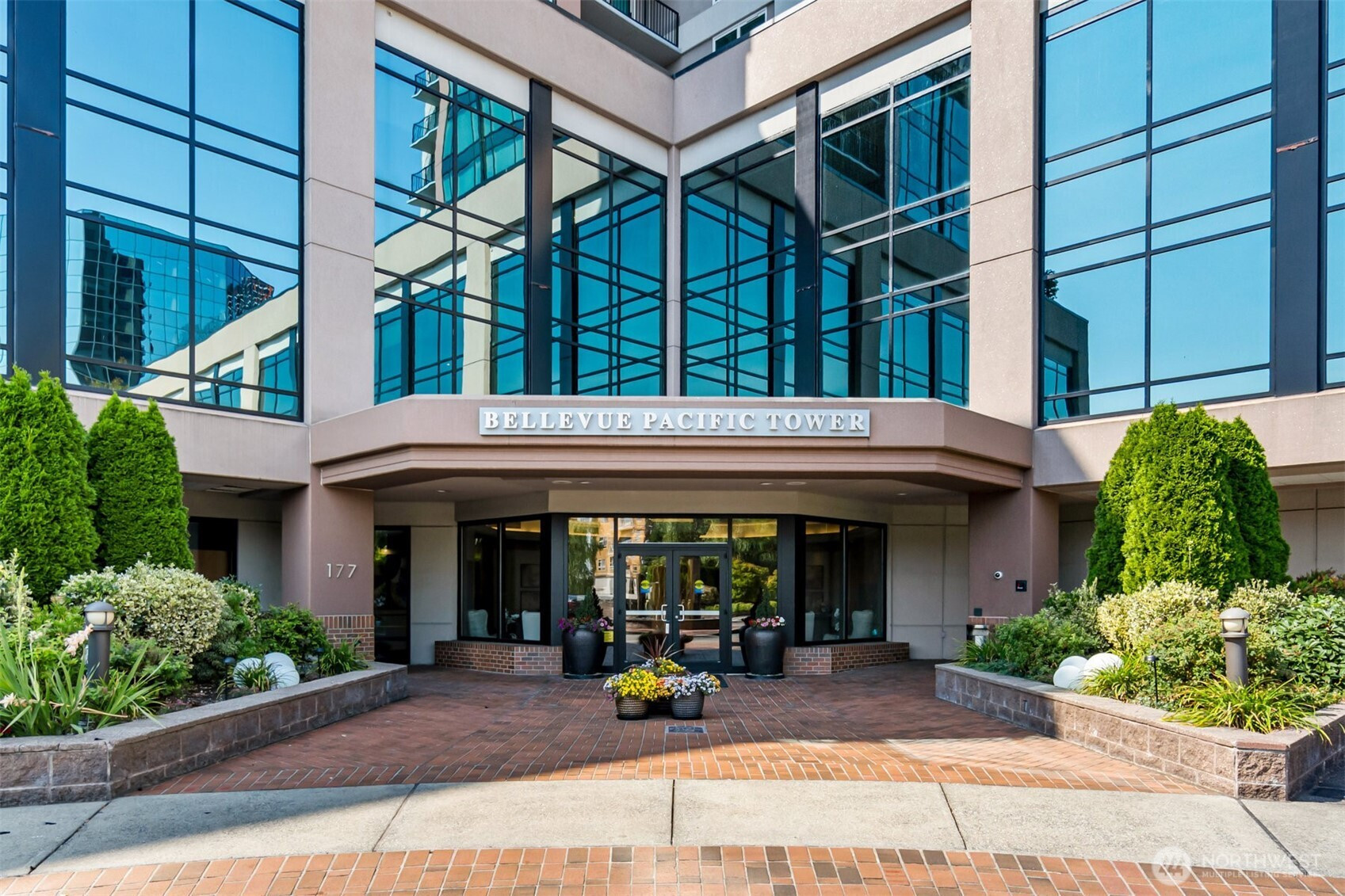 177 107th Avenue NE, Bellevue, WA 98004