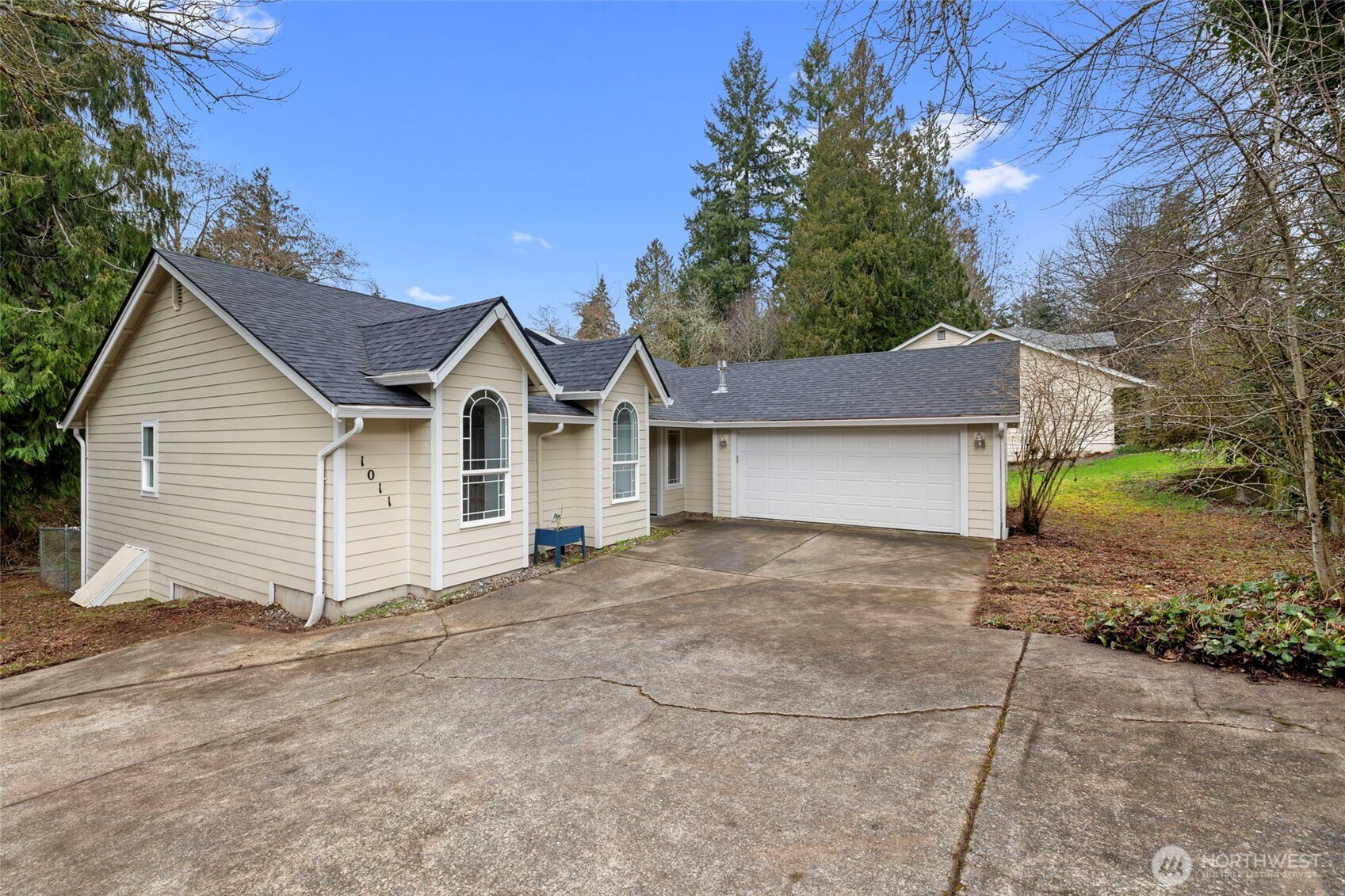 1011 Lake Park Drive SW, Tumwater, WA 98512