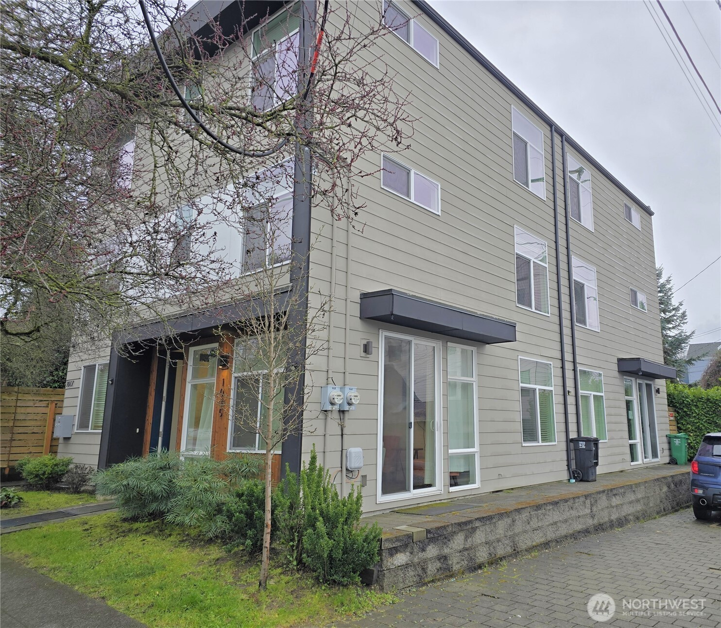 1015 NE 55th Street, Seattle, WA 98105