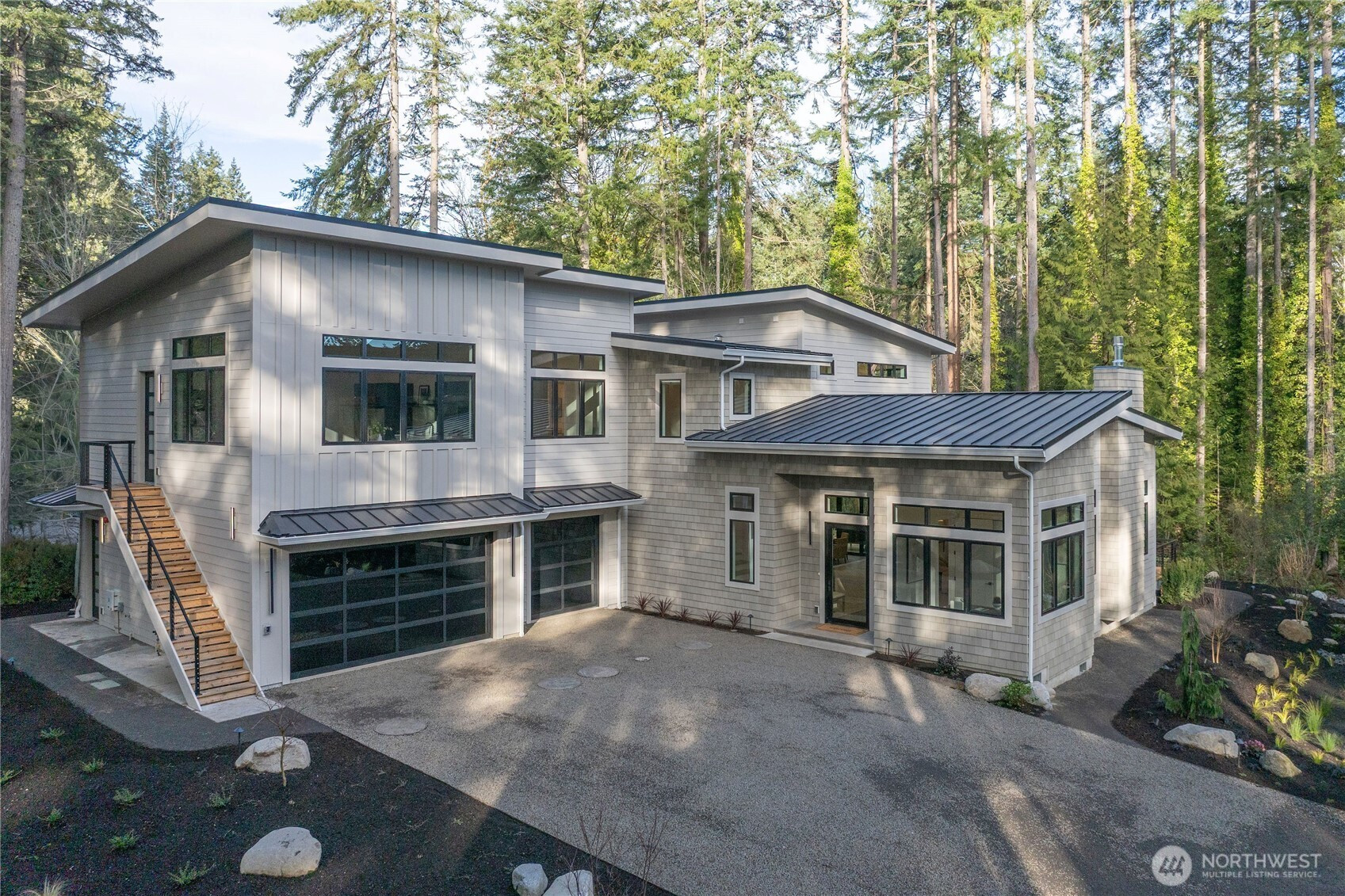 13982 Manzanita Road NE, Bainbridge Island, WA 98110