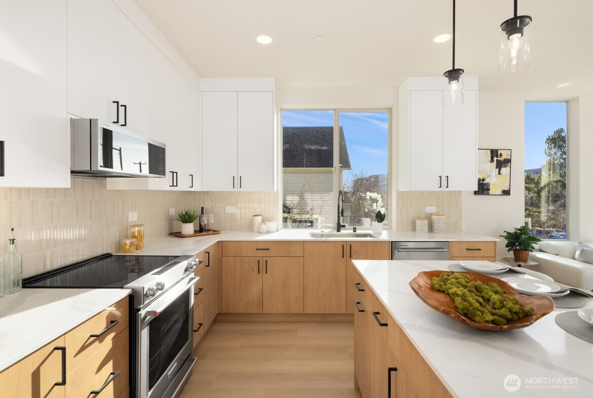 5822 Lowell Larimer Street, Everett, WA 98208