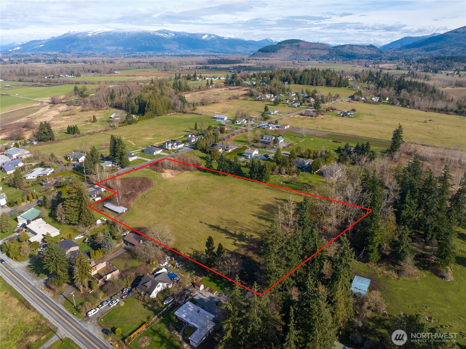 3074 Swan Road, Mount Vernon, WA 98273