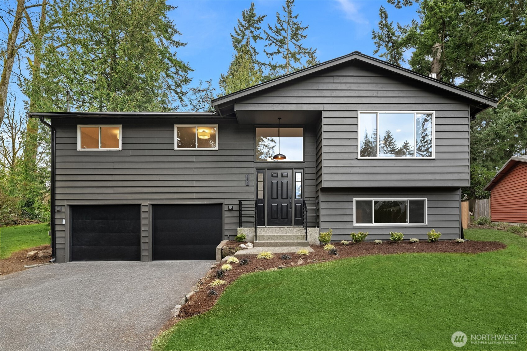 13307 NE 77th Street, Redmond, WA 98052