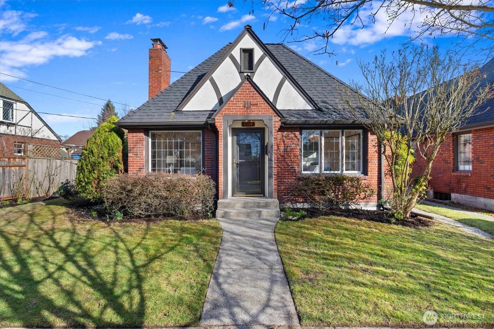 7314 16th Avenue NE, Seattle, WA 98115