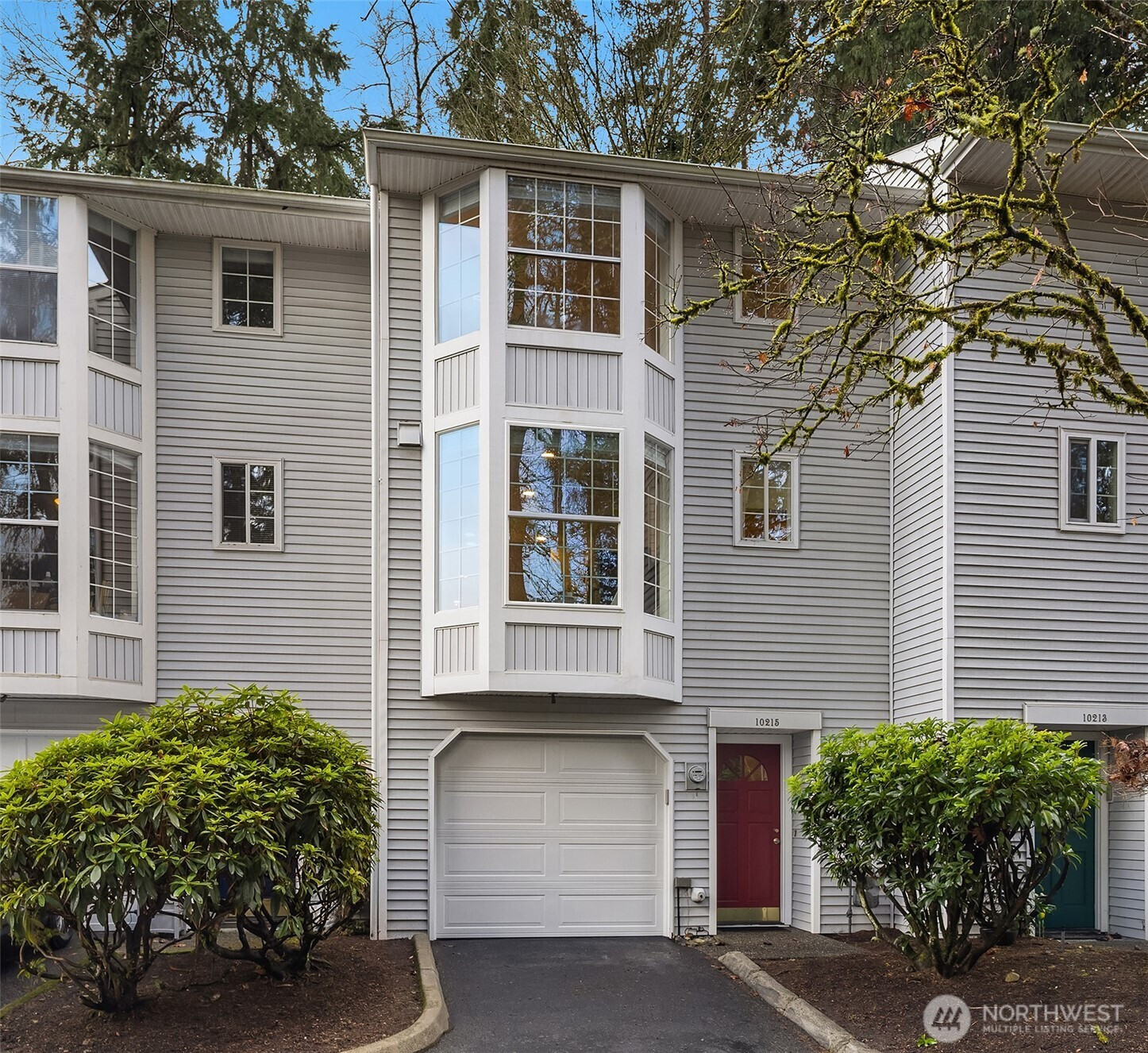 10215 NE 129th Lane, Kirkland, WA 98034