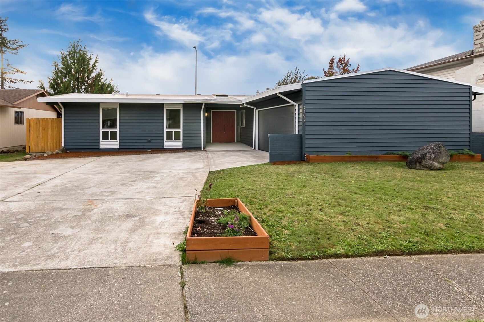 23615 105th Place SE, Kent, WA 98031