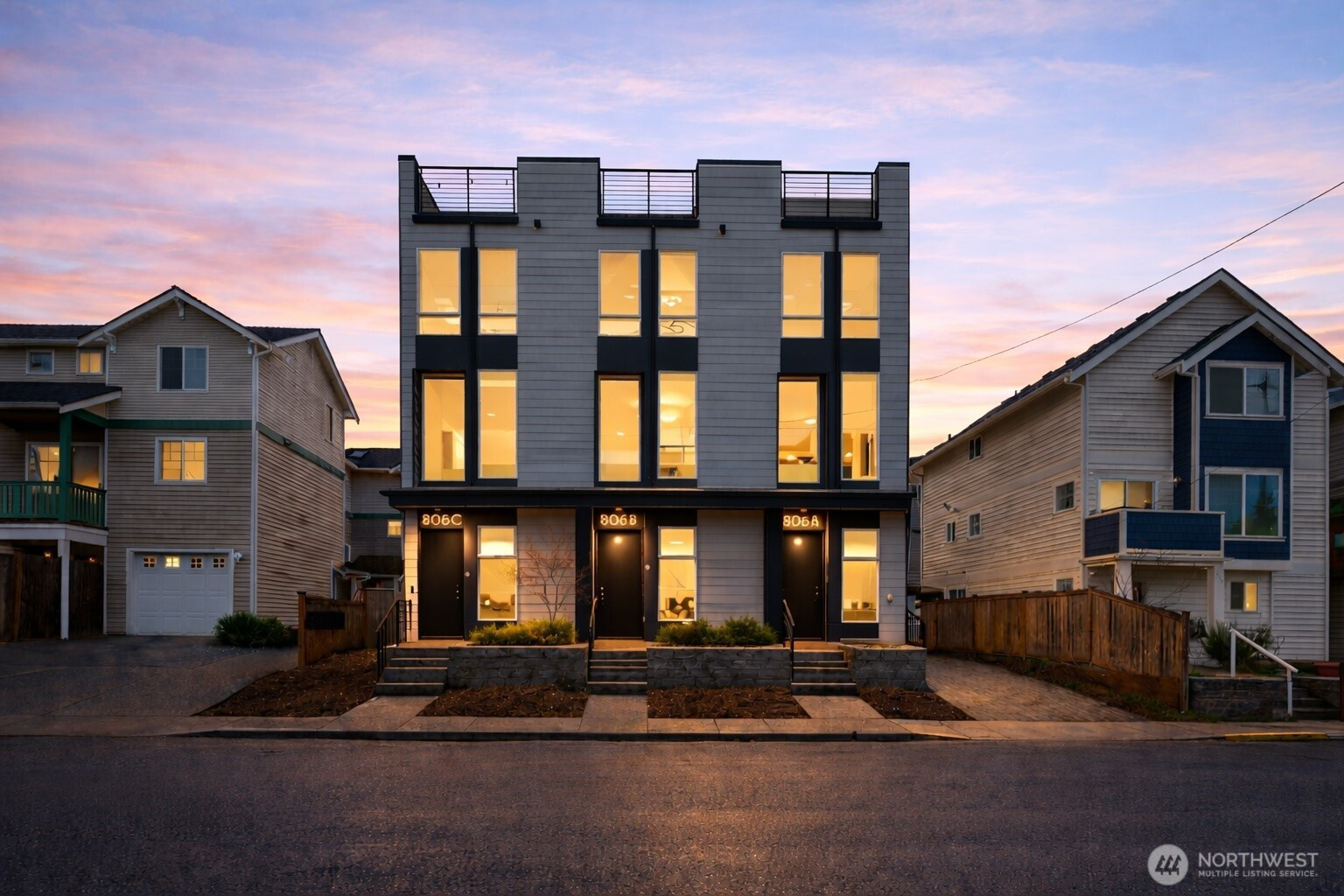 806 NW 50th Street, Seattle, WA 98107