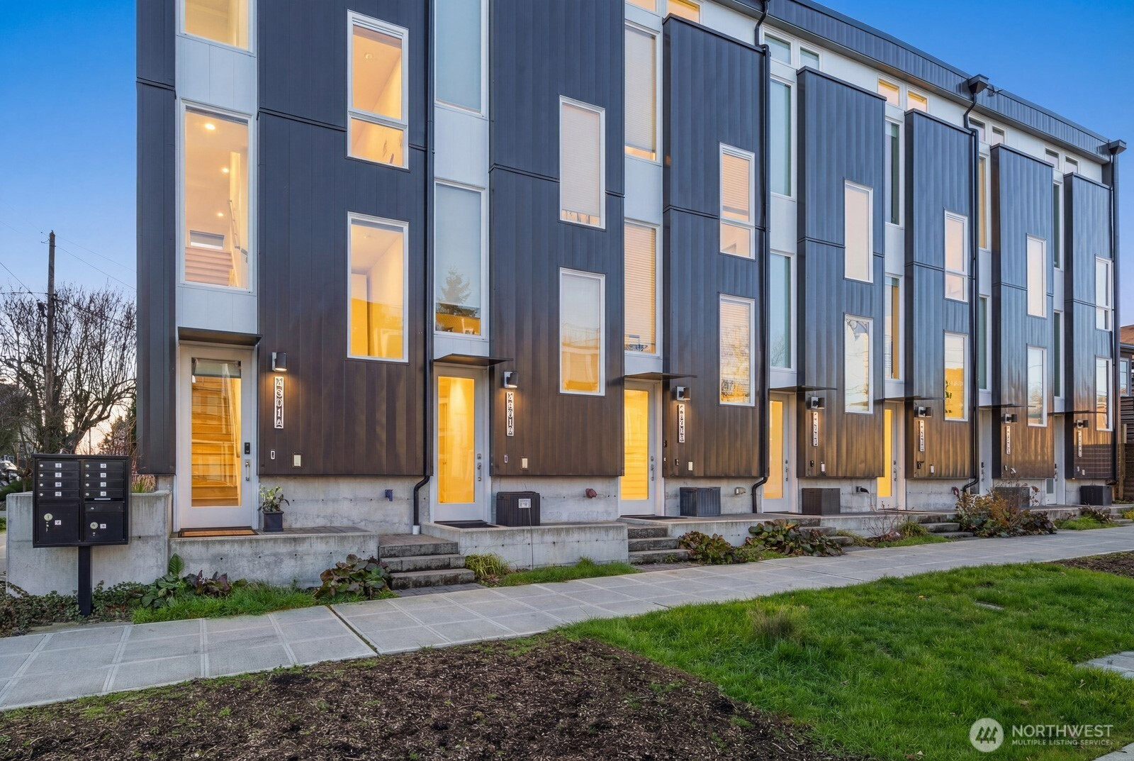 4801 Dayton Ave, Seattle, WA 98103