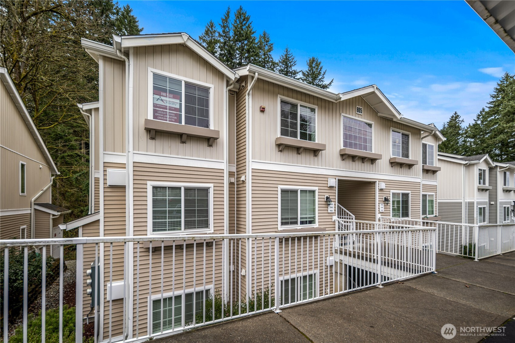 805 Harrington Place SE, Renton, WA 98058