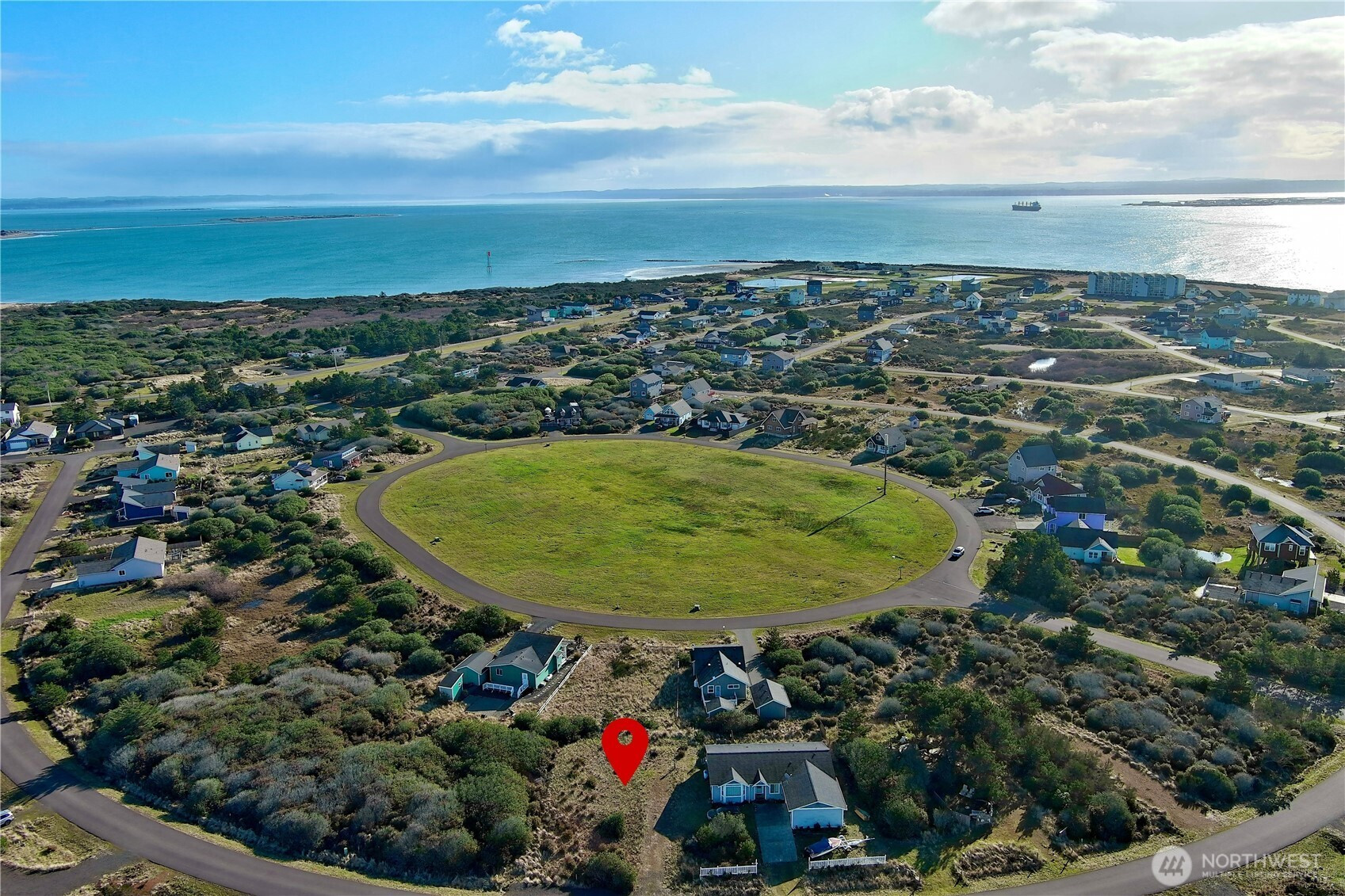 437 N Bel Air Loop, Ocean Shores, WA 98569