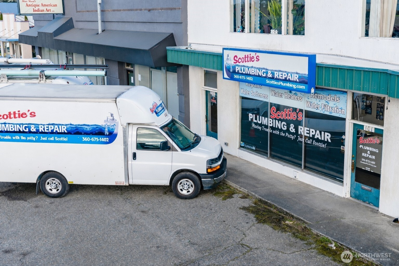 40 NE Midway Boulevard, Oak Harbor, WA 98277